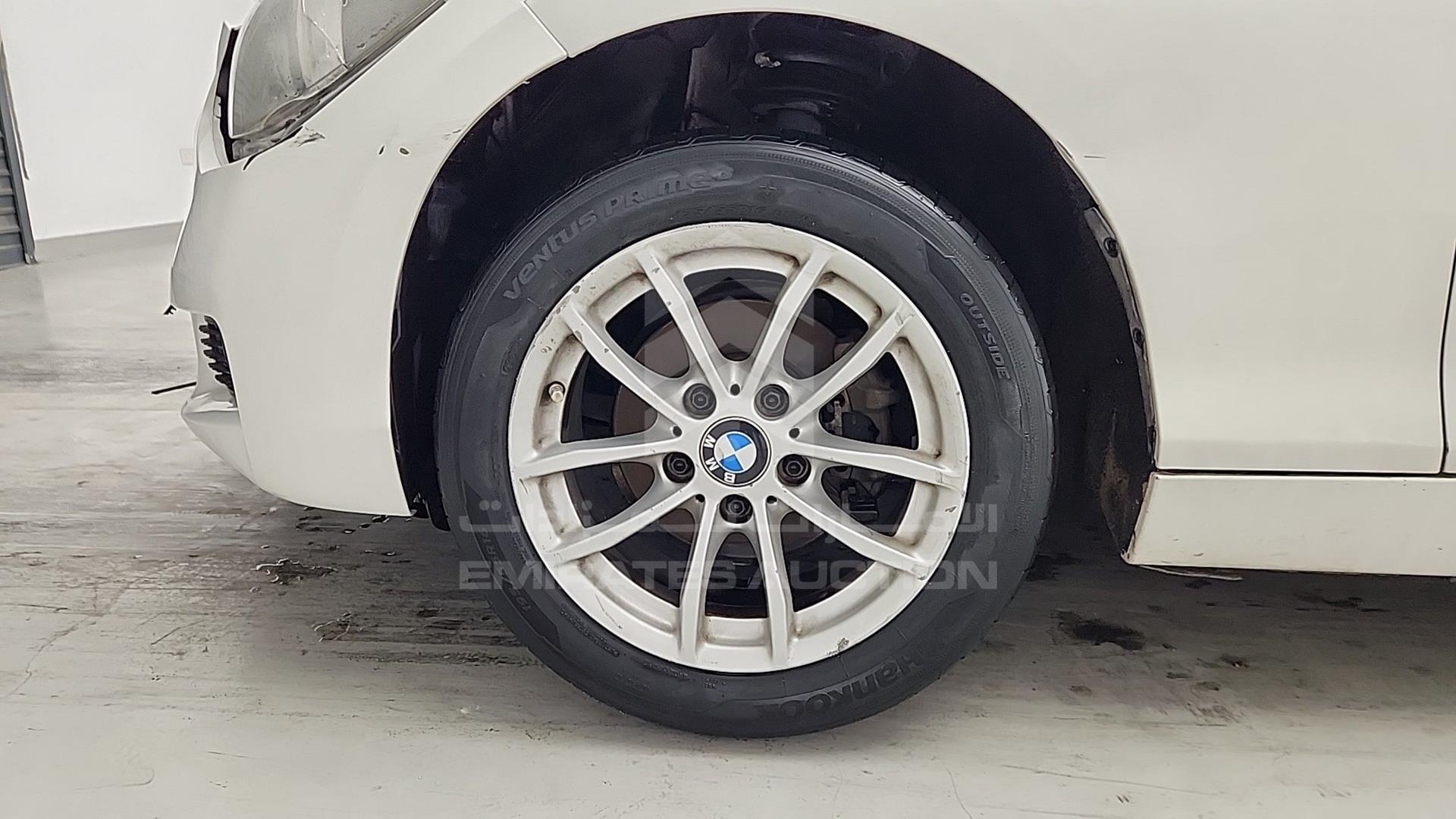 2013 BMW 116 I VIN: WBA1A1107DVV15721