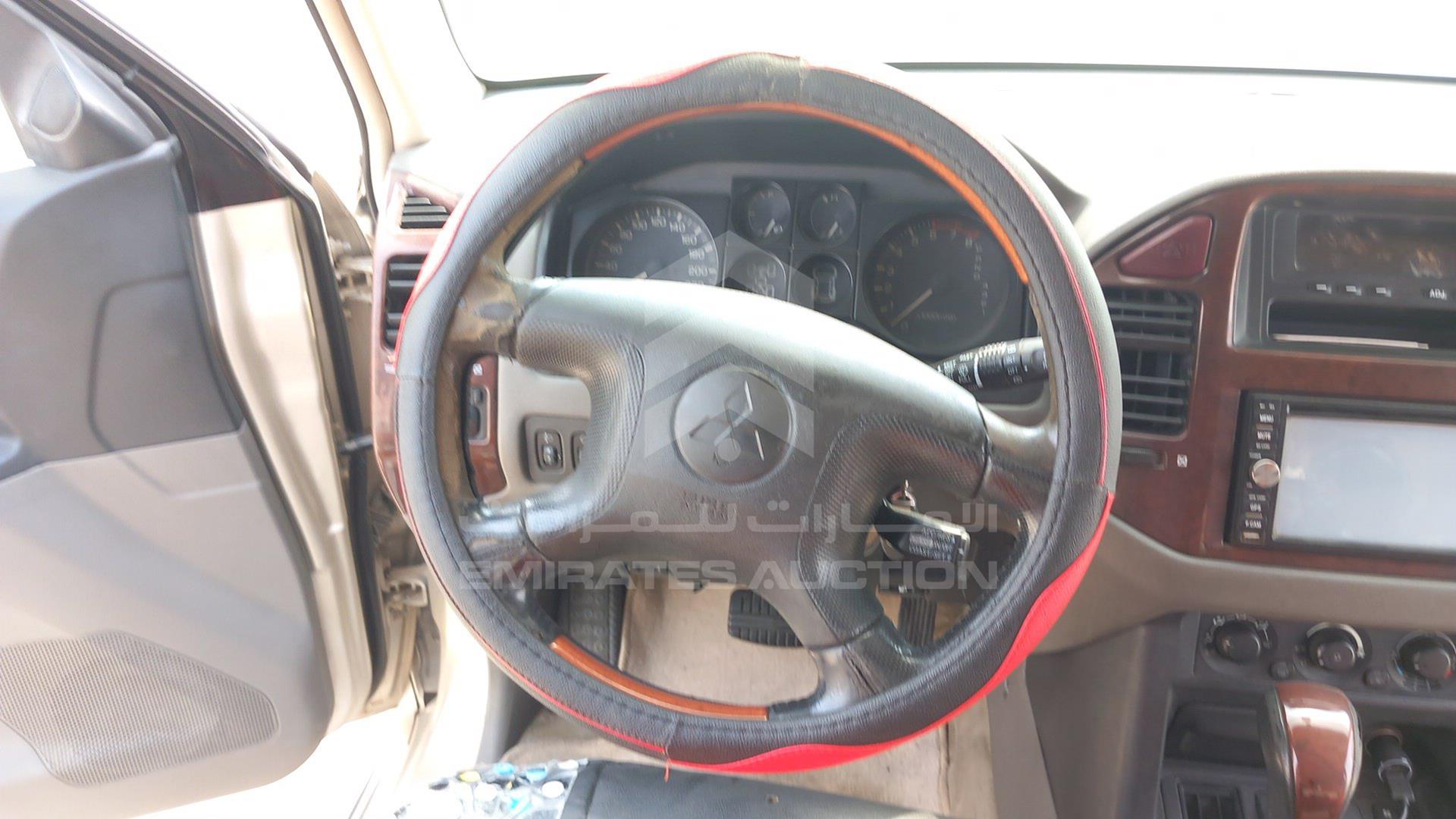 2006 MITSUBISHI PAJERO VIN: JMYLRV73W6J703225
