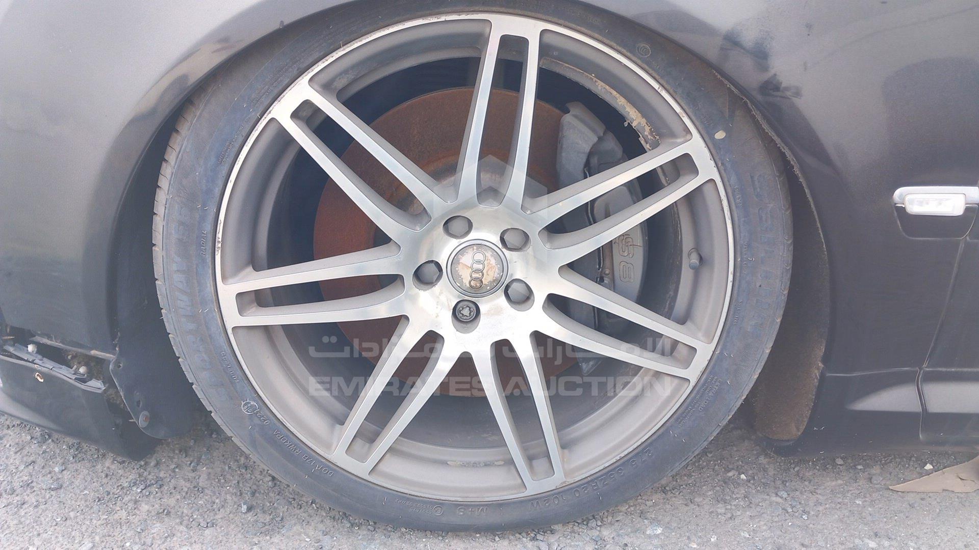 2008 AUDI S8 VIN: WAUPN44E78N000439