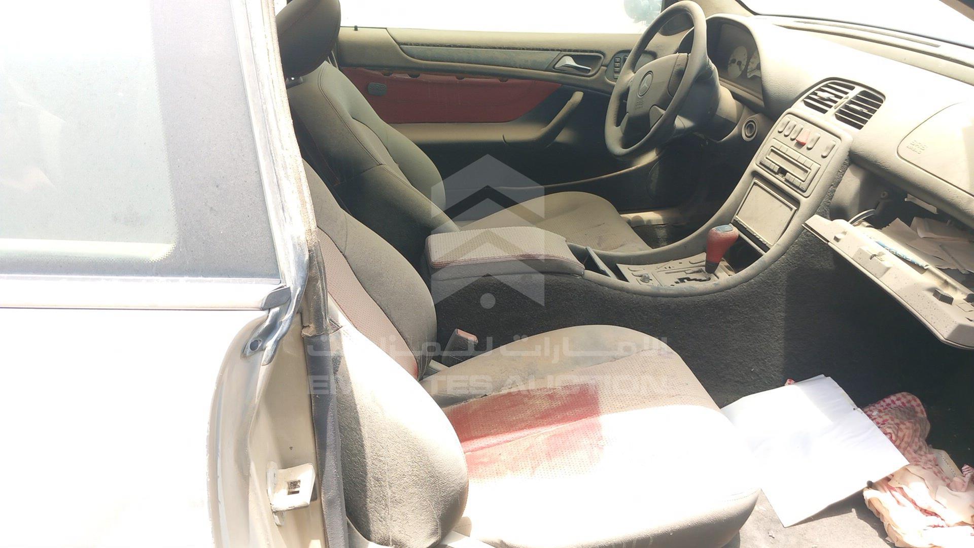 0 MERCEDES --- VIN: WDB2083651F024839
