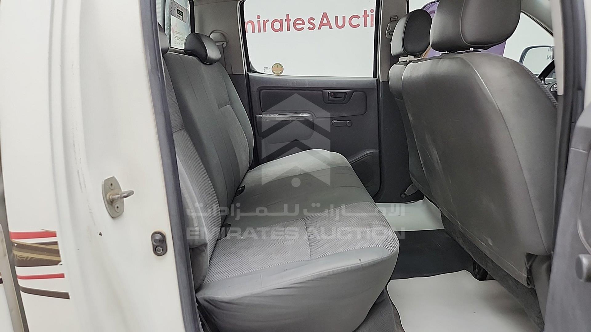 2015 TOYOTA HILUX VIN: MR0EX12G9F2356429