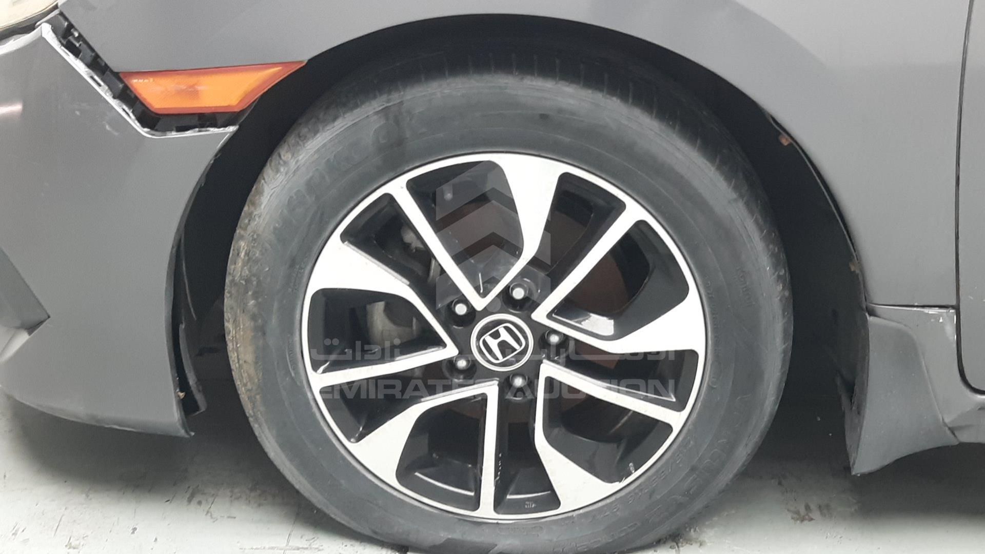 2018 HONDA CIVIC VIN: 19XFC2F54JE204907