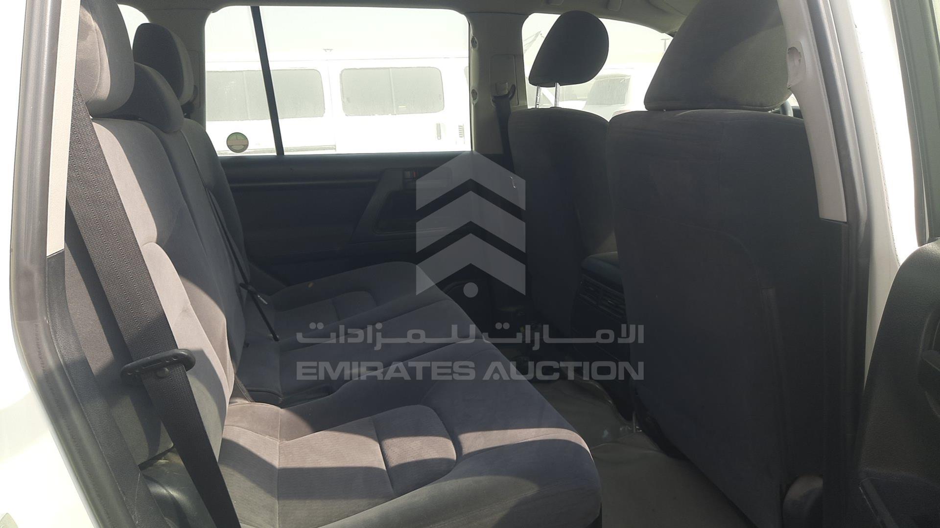 2012 TOYOTA LAND CRUISER VIN: JTMDU09J7C4052921