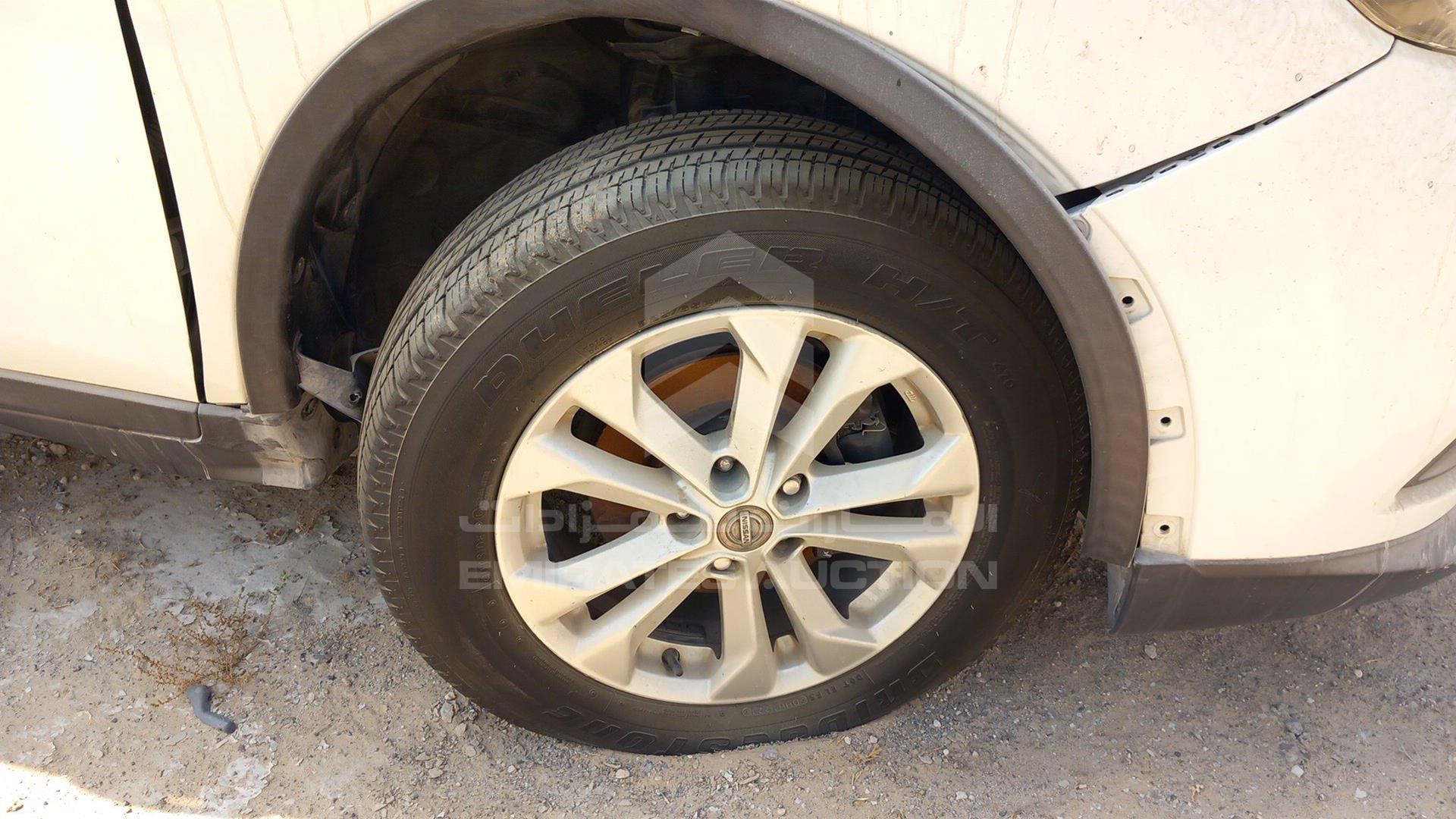 2015 NISSAN X-TRAIL VIN: JN1BT2MW9FW002705