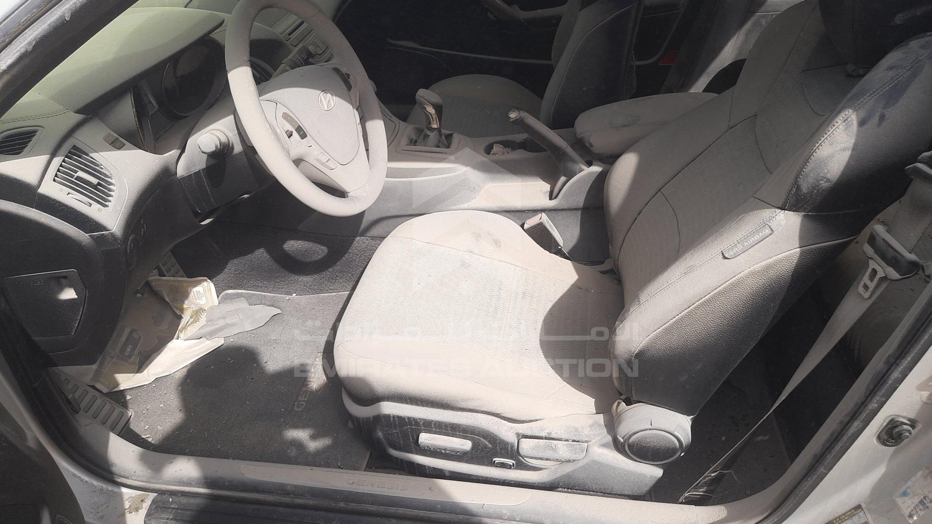 2013 HYUNDAI GENESIS VIN: KMHHU6KJ1DU087143