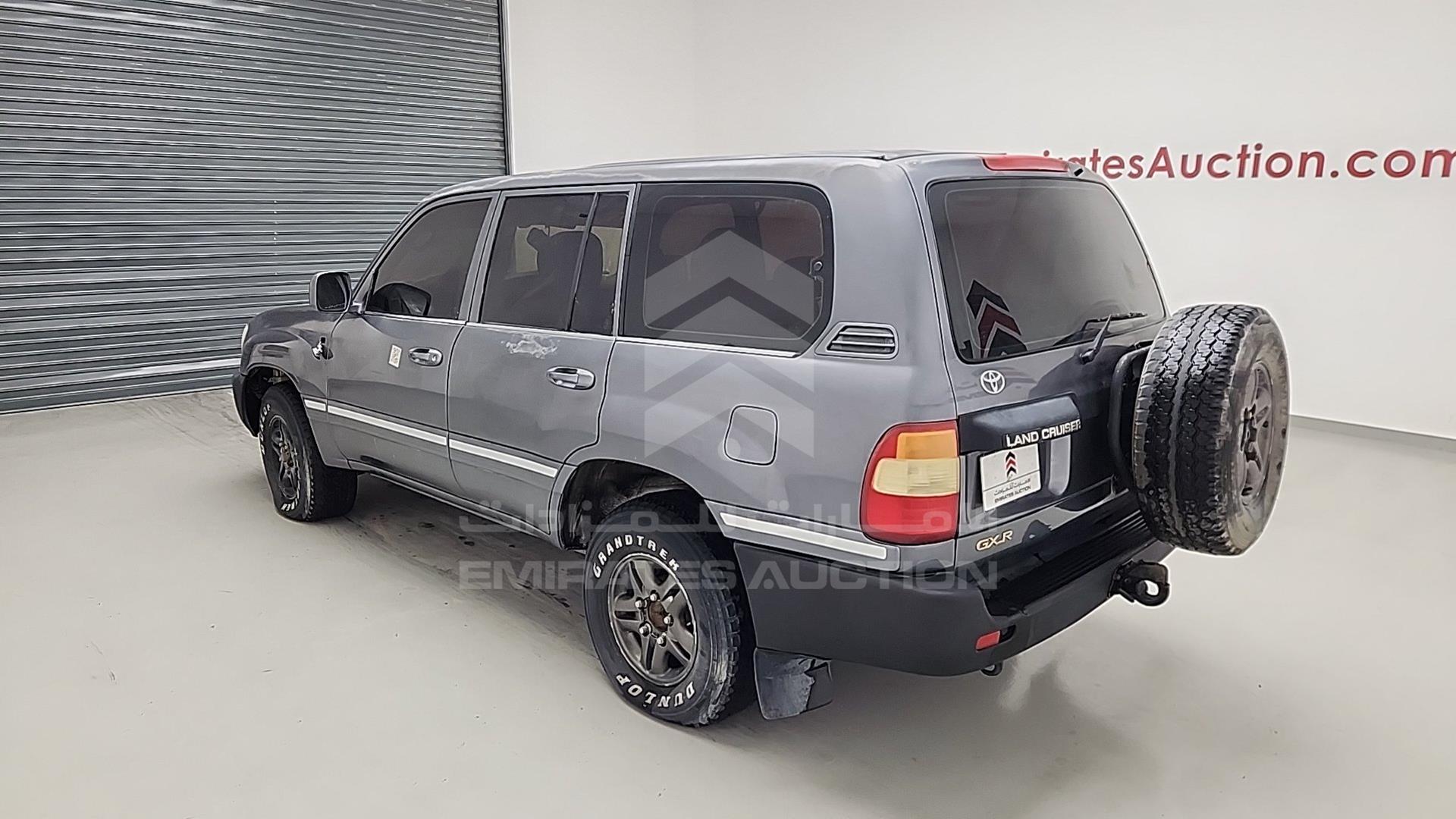 2000 TOYOTA LAND CRUISER VIN: JT3HJ09J2Y0017426