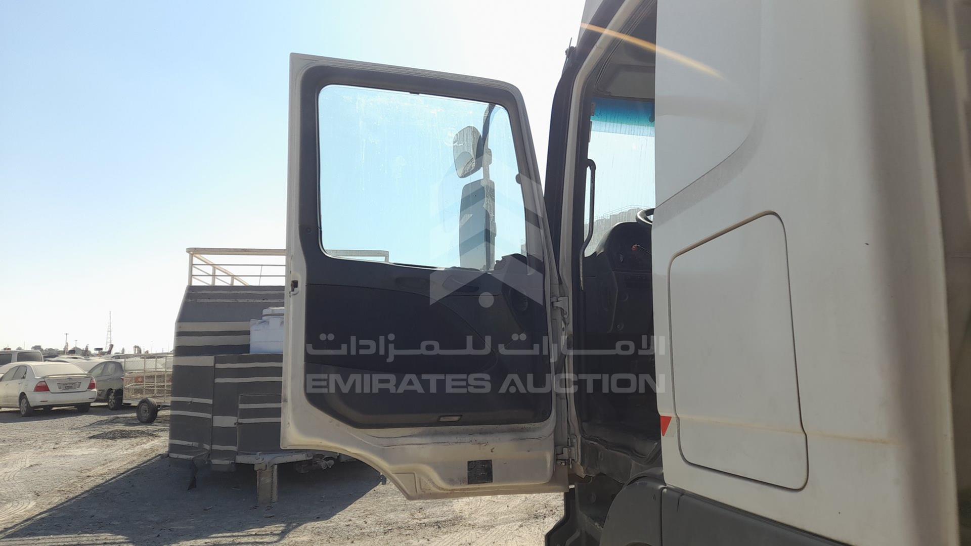 2008 MERCEDES ACTROS VIN: WDAKHCAA98L309148