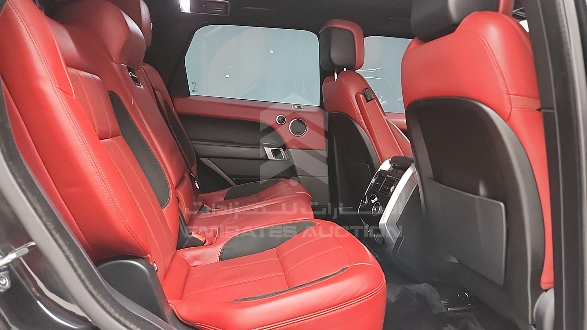 2020 RANGE ROVER SPORT VIN: SALWA2BU6LA725144