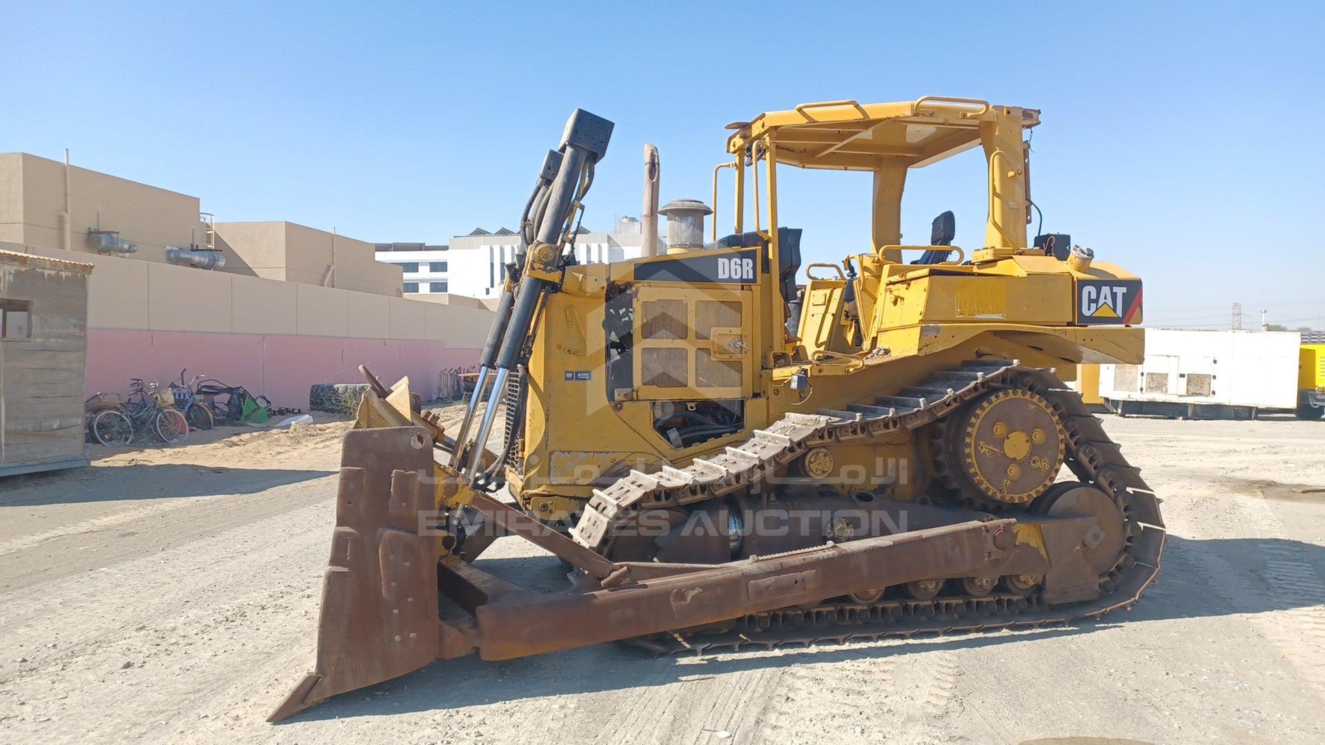 2015 CATERPILLAR D6R VIN: CAT00D6RTEMM00277