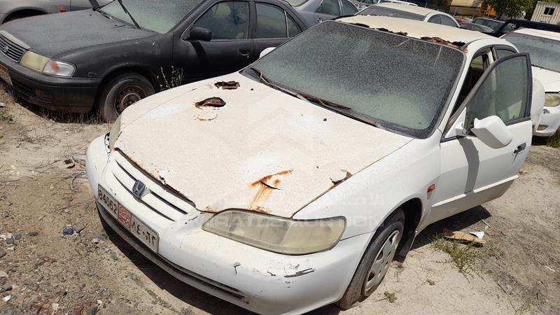 JHMCF86342C404723 Auction: EmiratesAuction Lot: 398411 JHMCF86342C404723 Honda Accord 2002 -- Photo 2