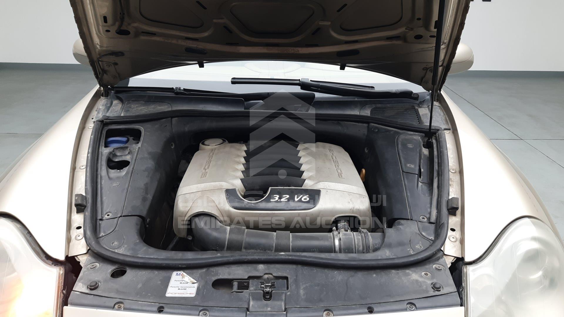 2005 PORSCHE CAYENNE VIN: WP1ZZZ9PZ5LA05887