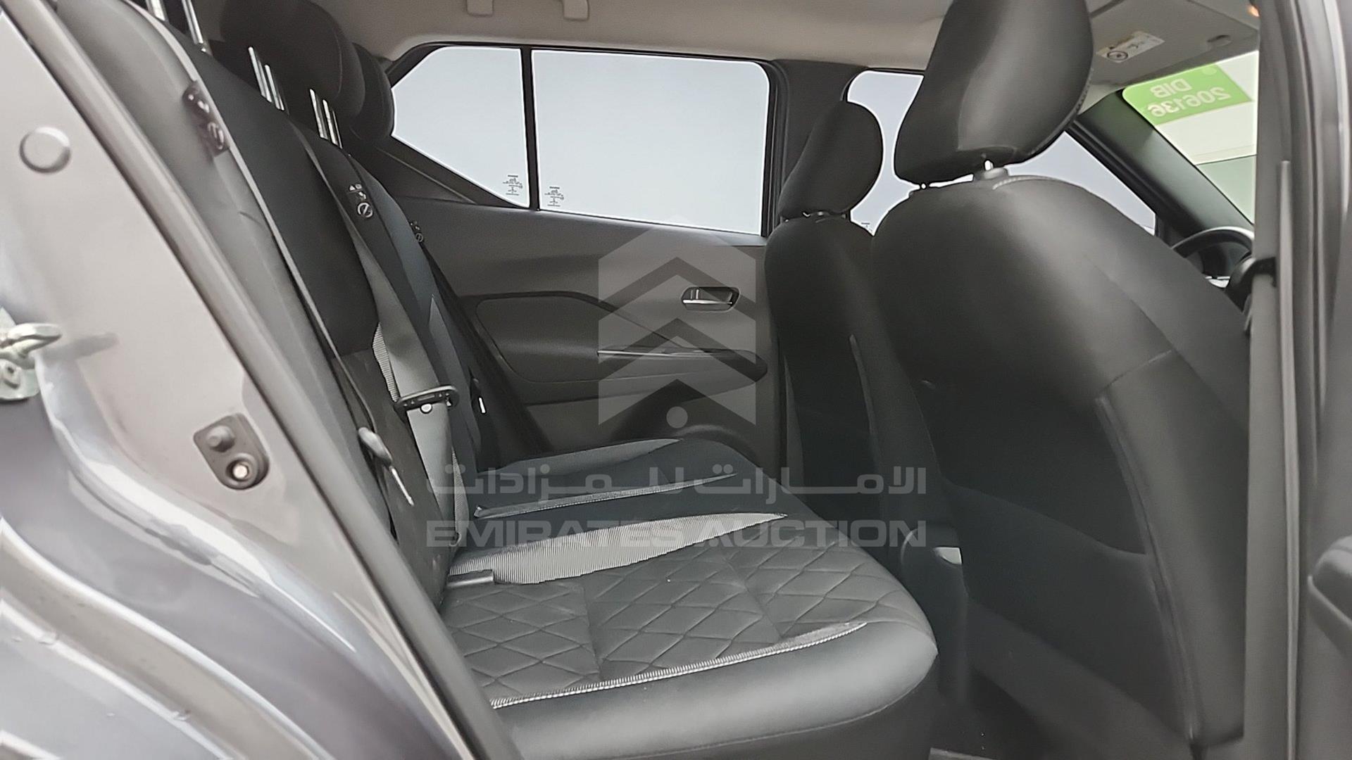 2020 NISSAN KICKS VIN: 3N1CP5C97LL521937