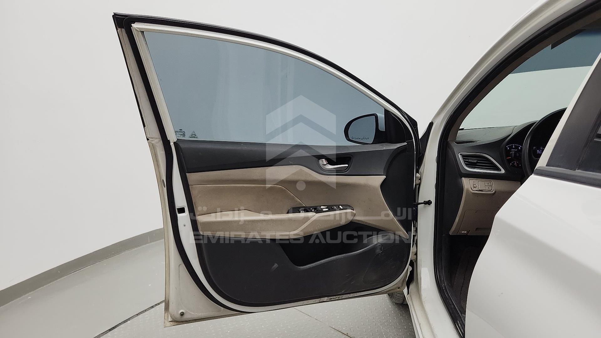 2018 HYUNDAI ACCENT VIN: MALC741B8JM050569