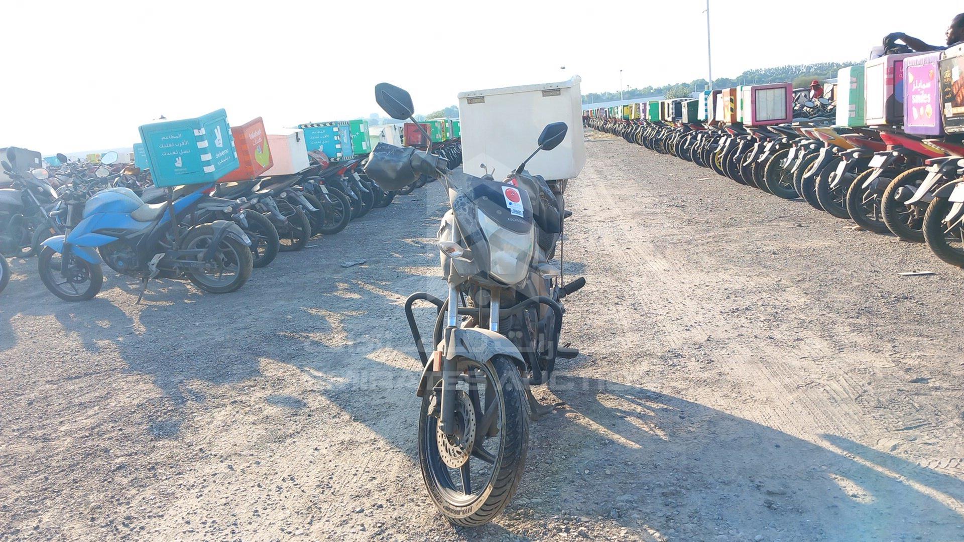 2016 HONDA UNICORN 160 VIN: ME4KC2037G8001782
