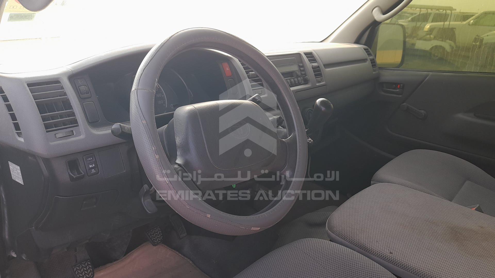 2010 TOYOTA HIACE VIN: JTGJX02P6A5016673