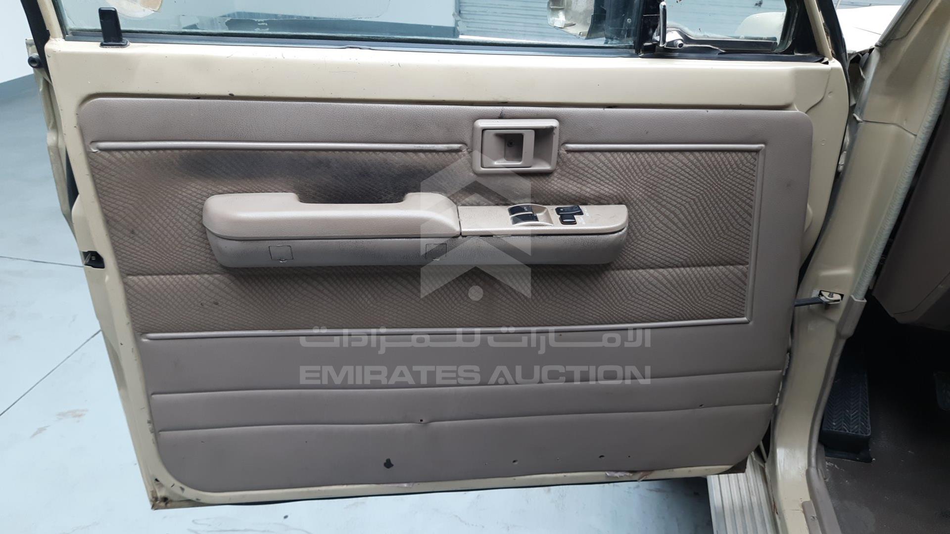 2014 TOYOTA LAND CRUISER VIN: JTFLU73J0E4563183
