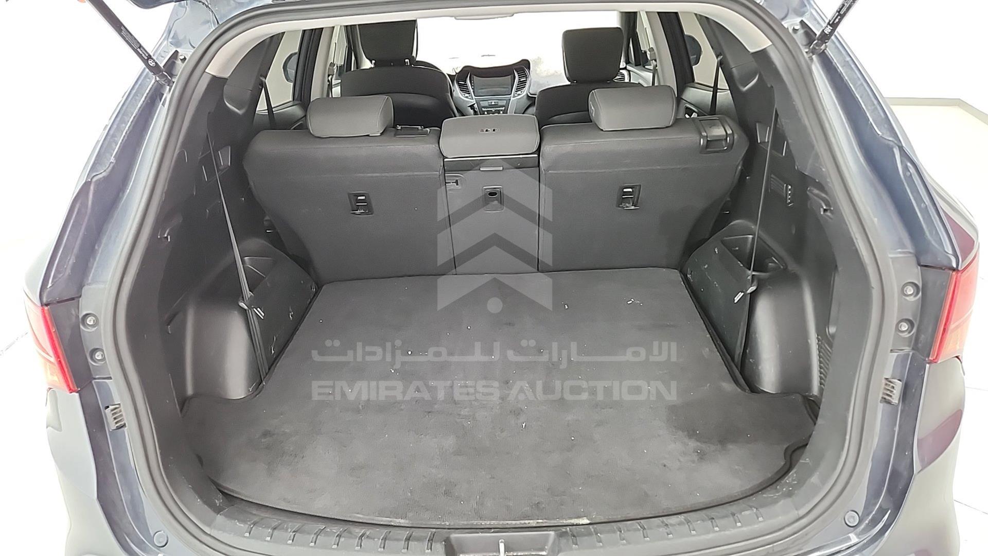 2016 HYUNDAI SANTA FE VIN: KMHST81C2GU488227