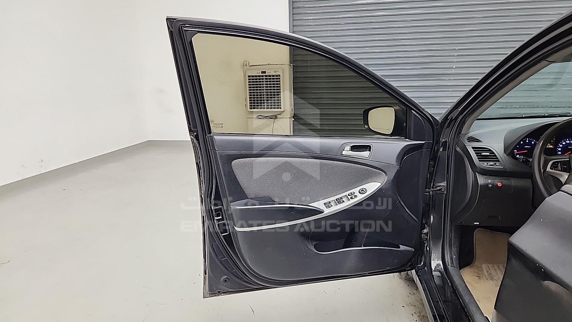2014 HYUNDAI ACCENT VIN: KMHCT41C9EU488364