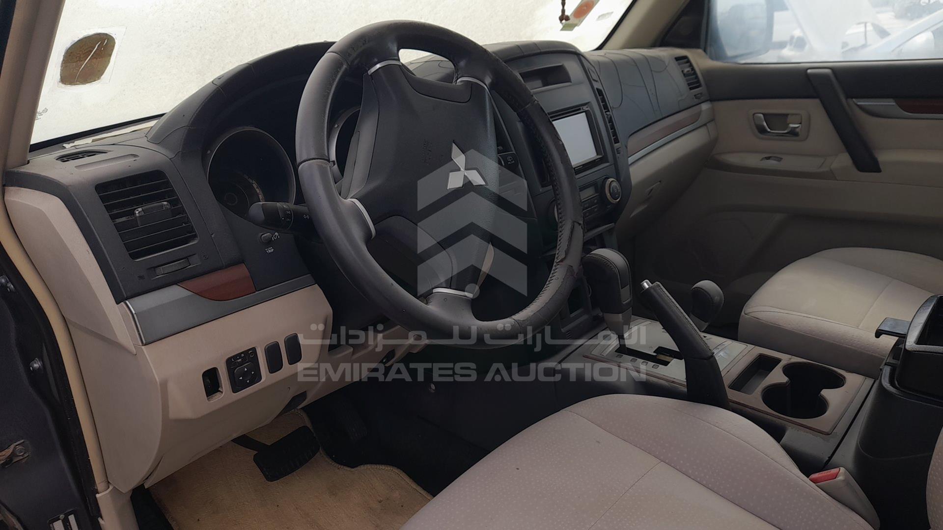 2007 MITSUBISHI PAJERO VIN: JMYLRV93W7J716768