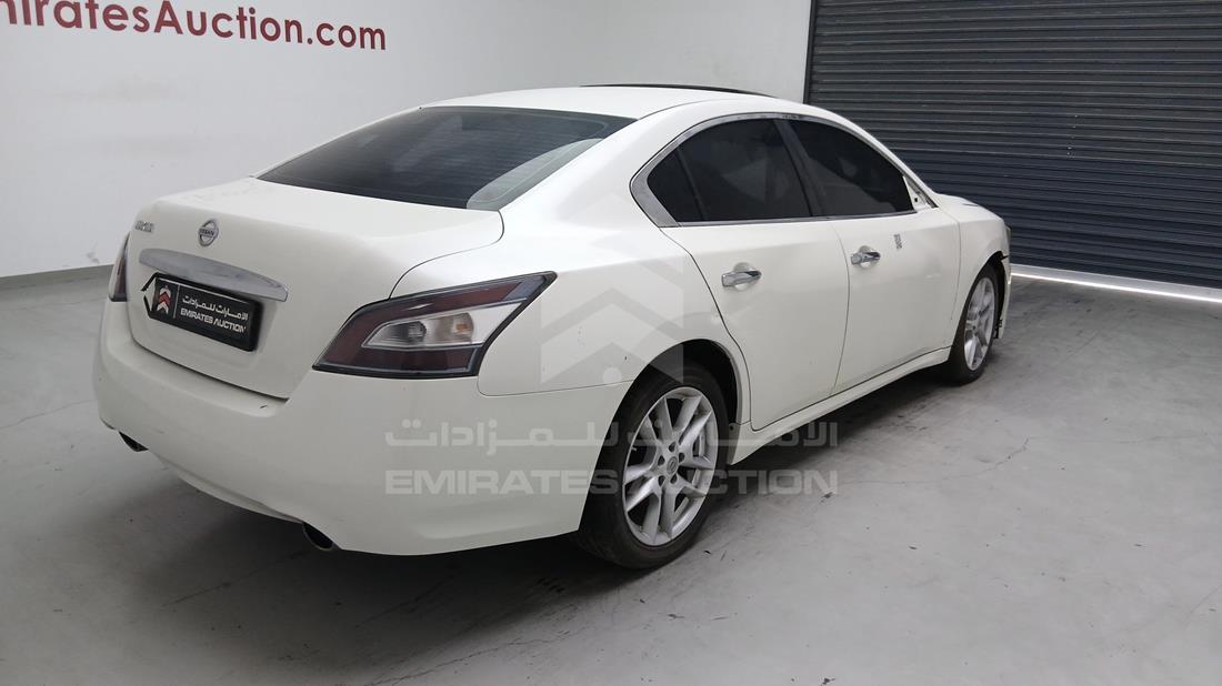 2014 Nissan Maxima — Rear Right Angle — Photo 12