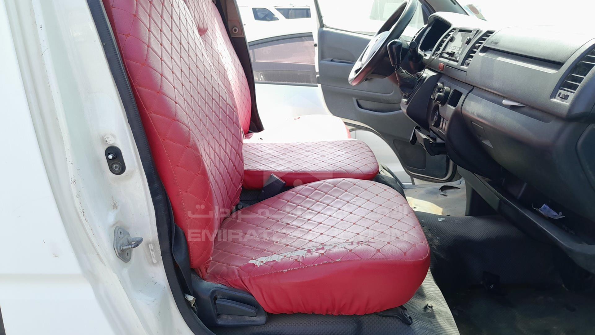 2015 TOYOTA HIACE VIN: JTGJX02P0F5041124
