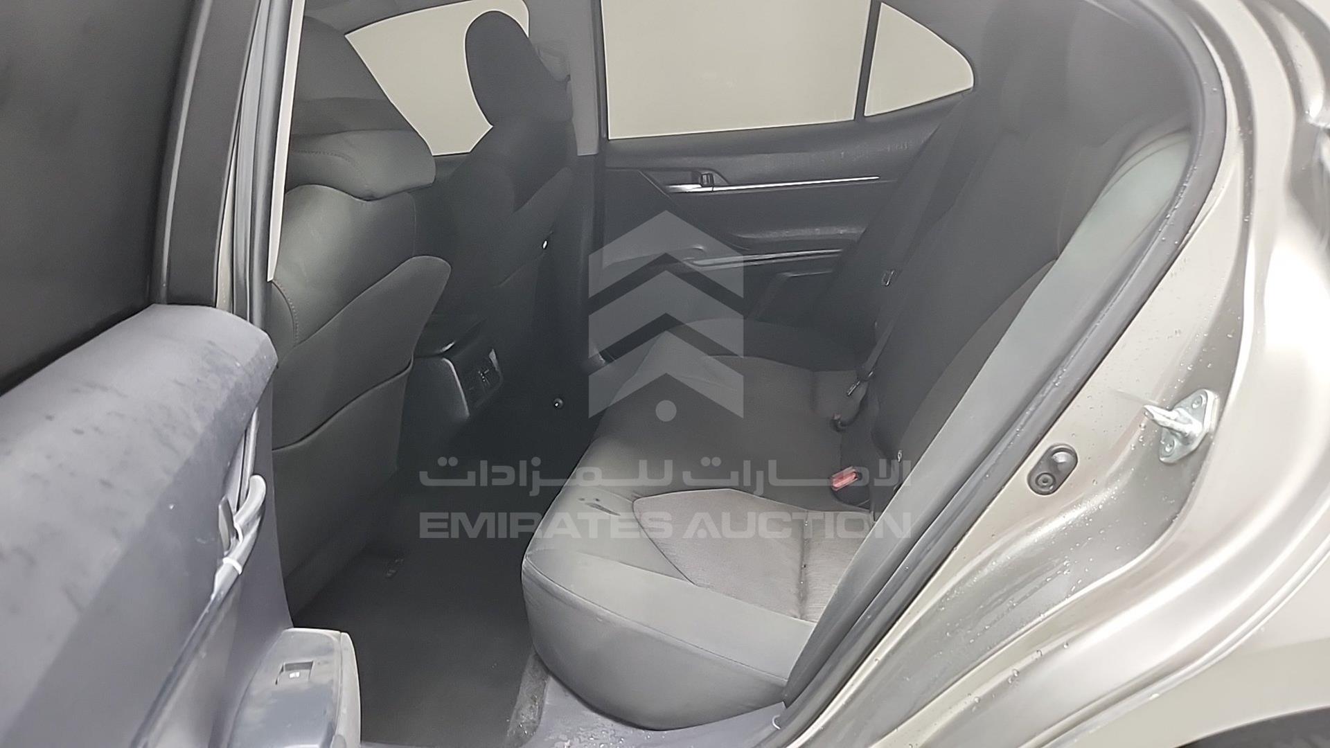 2018 TOYOTA CAMRY VIN: JTNBF9HK2J3009487