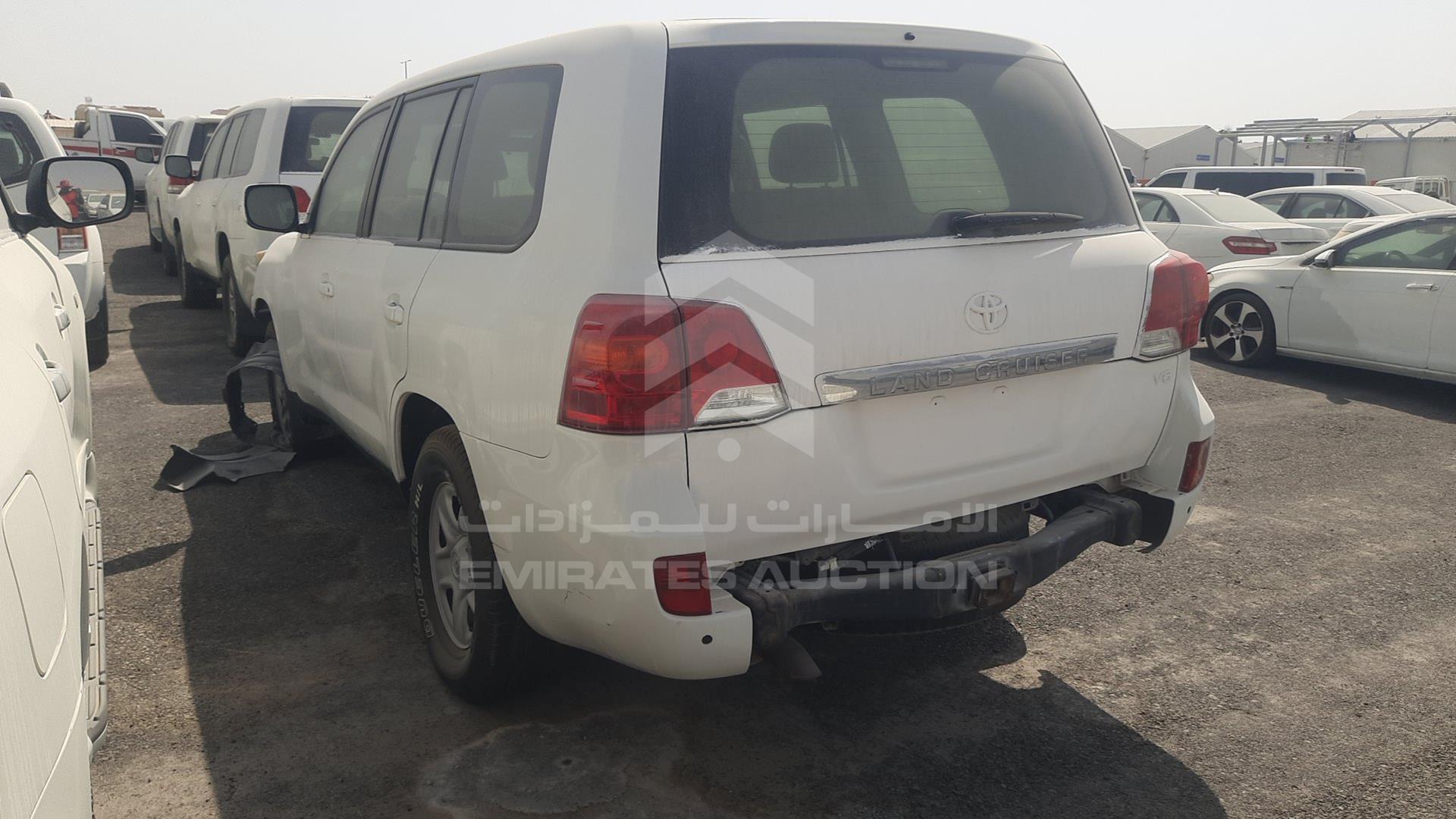 2013 TOYOTA LAND CRUISER VIN: JTMDU09J7D4074564