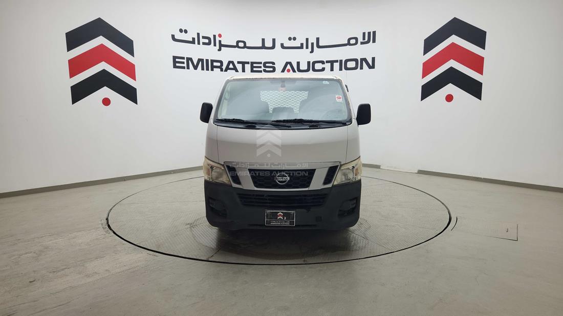 2016 Nissan Urvan — 360-degree view