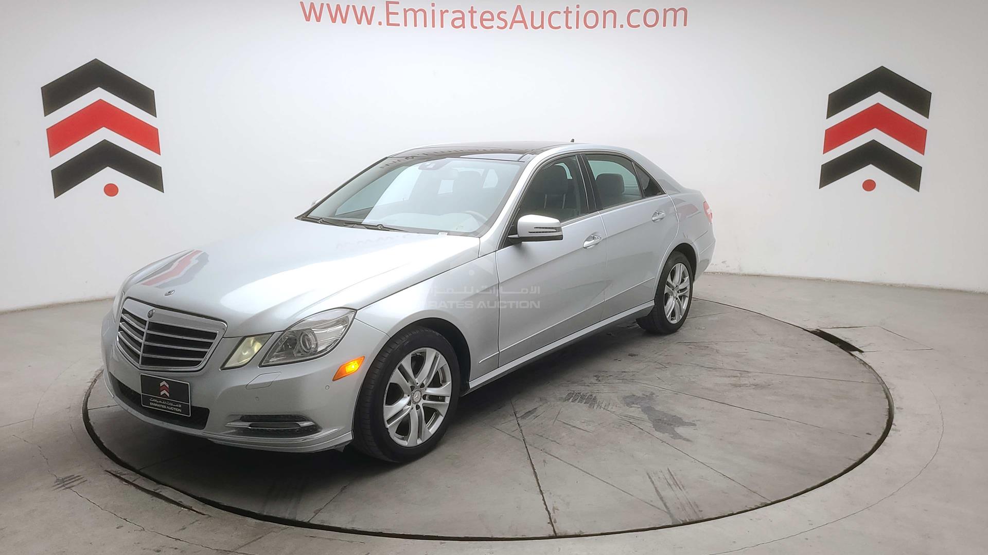 2011 MERCEDES E350 VIN: WDDHF8HB1BA303636