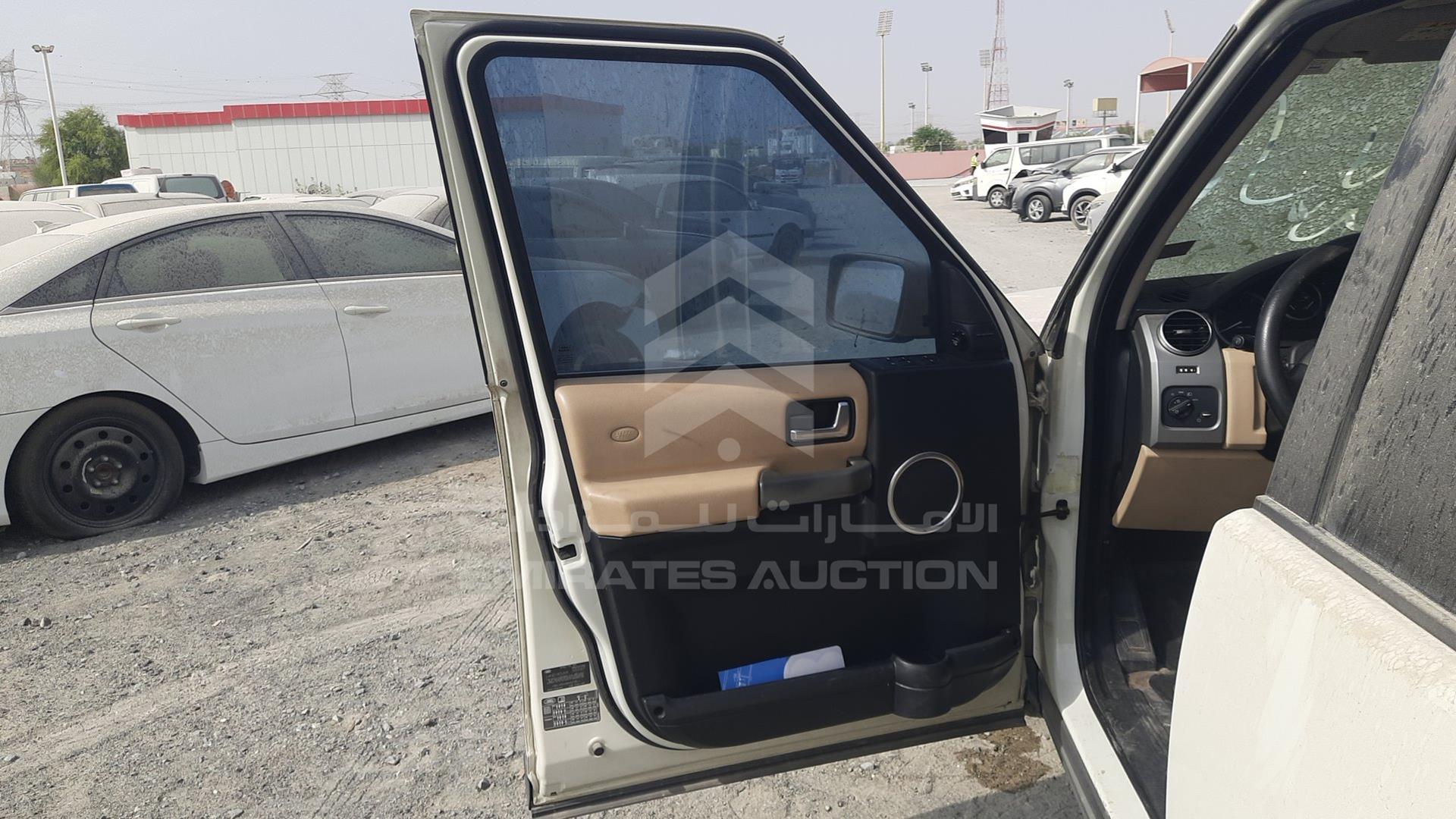 2008 LAND ROVER LR3 VIN: SALLAAA448A450728