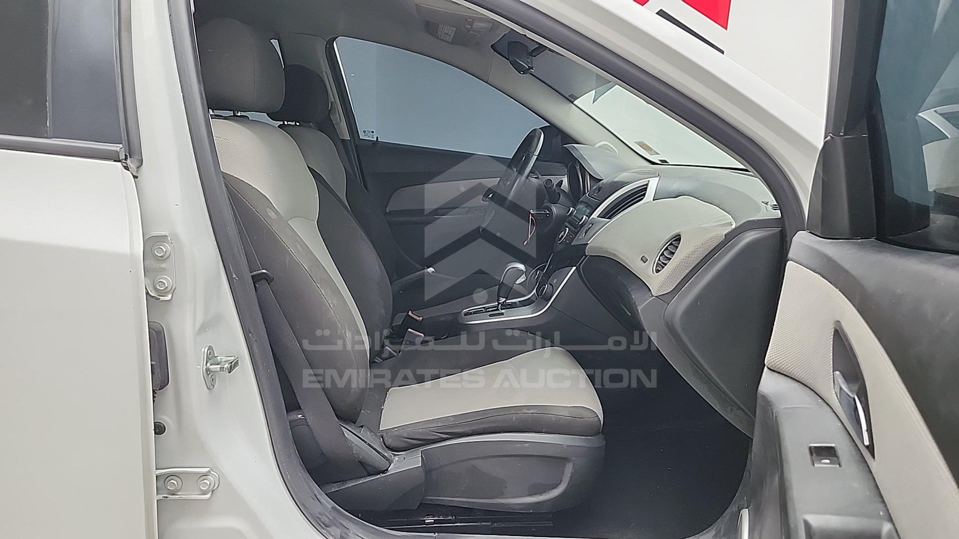 2015 CHEVROLET CRUZE VIN: KL1PJ5C55FK002301