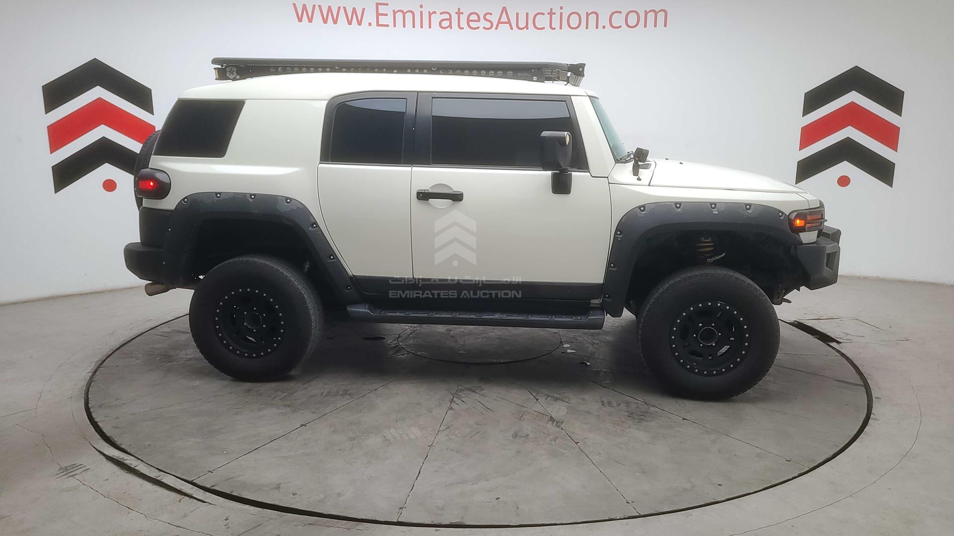 2009 TOYOTA FJ CRUISER VIN: JTEBU11F29K059425