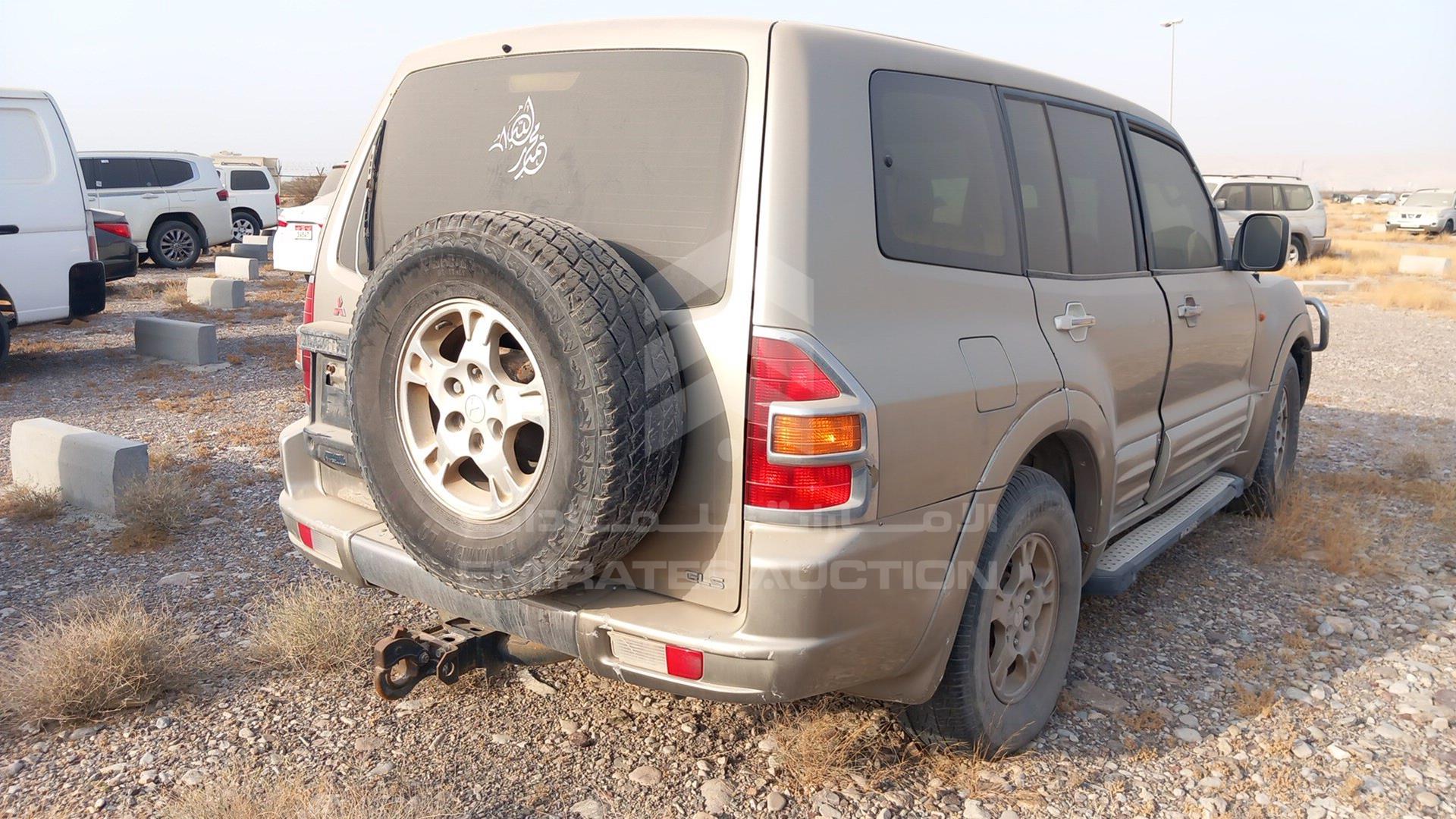 2001 MITSUBISHI PAJERO VIN: JMYLRV73W1J702736