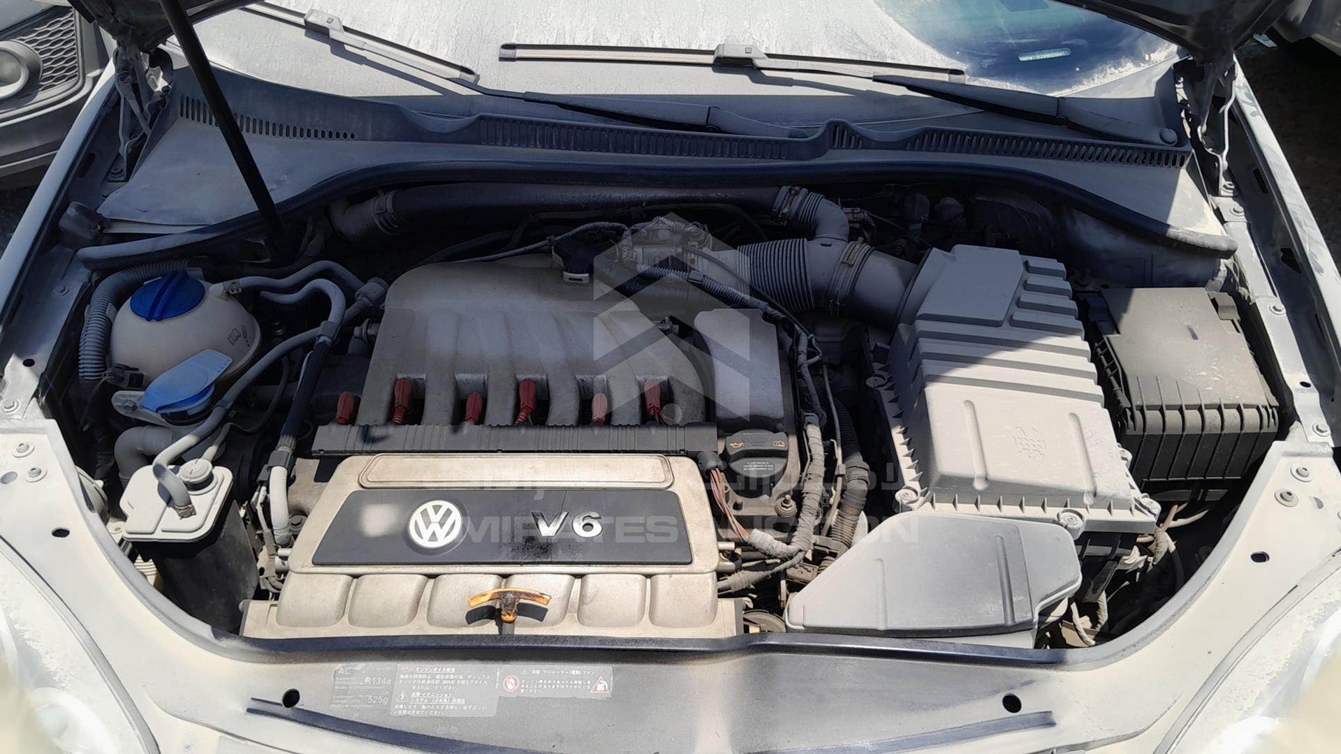 2009 VOLKSWAGEN GOLF R32 VIN: WVWPM11K29W029941