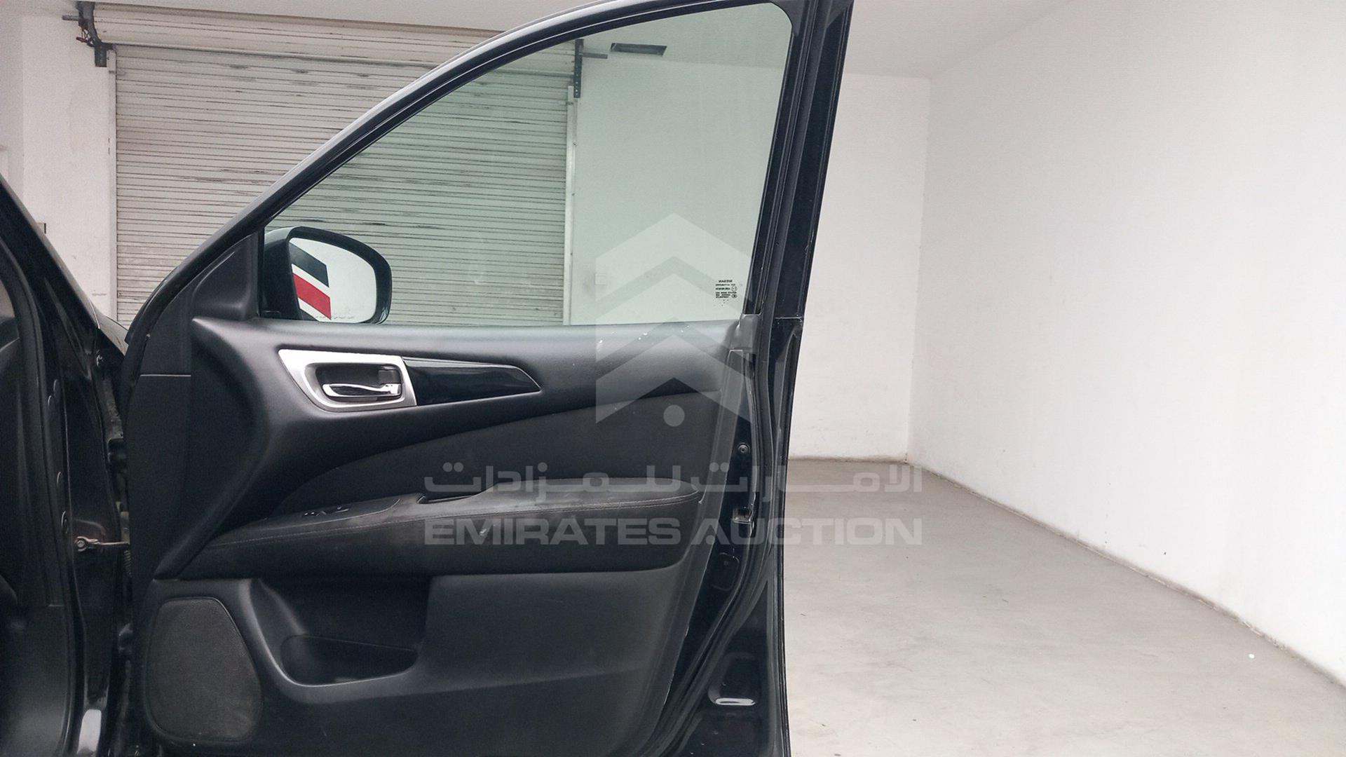 2014 NISSAN PATHFINDER VIN: 5N1AR2M73EC611509