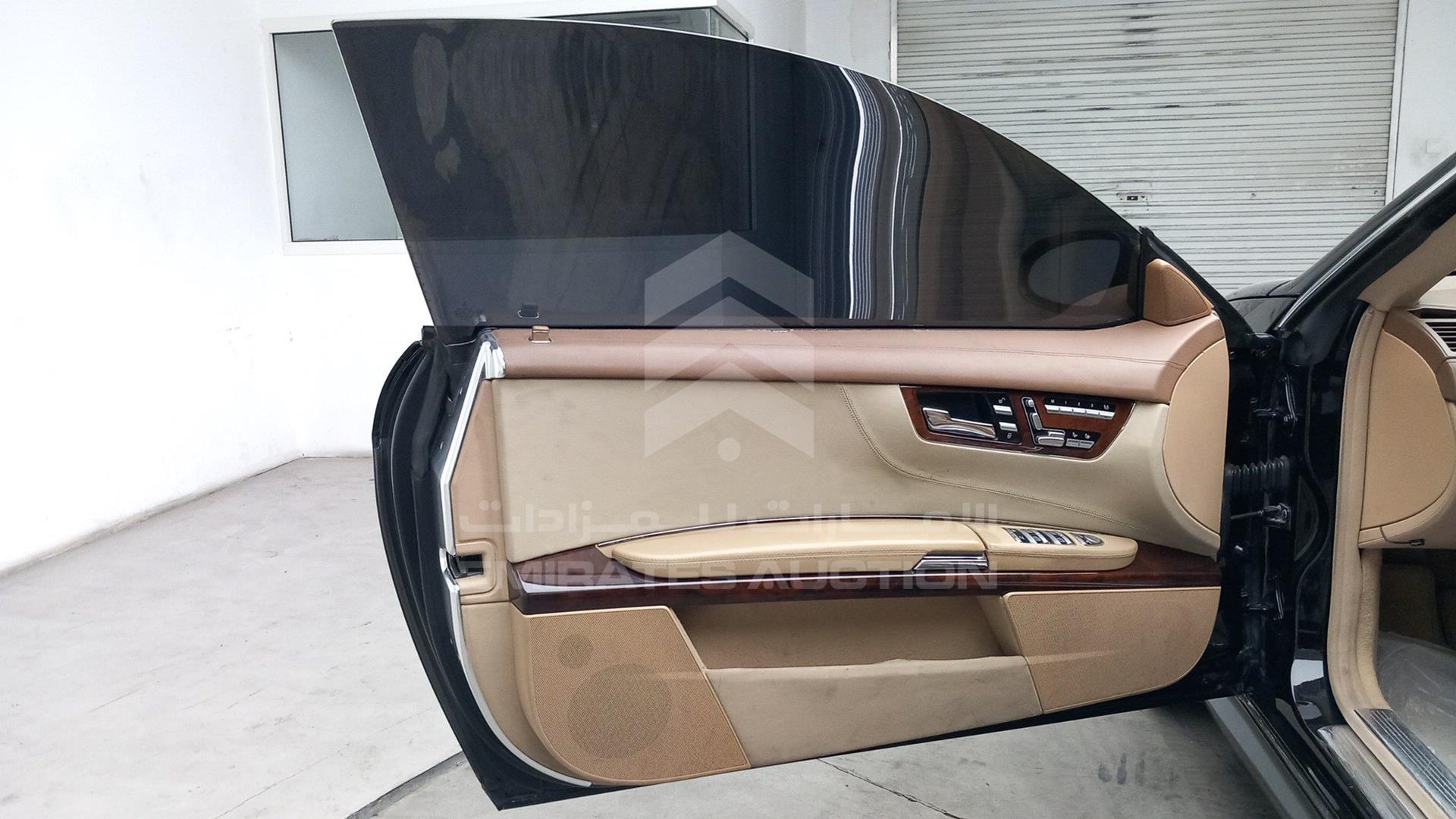 2007 MERCEDES CL 500 VIN: WDDEJ71X57A005129