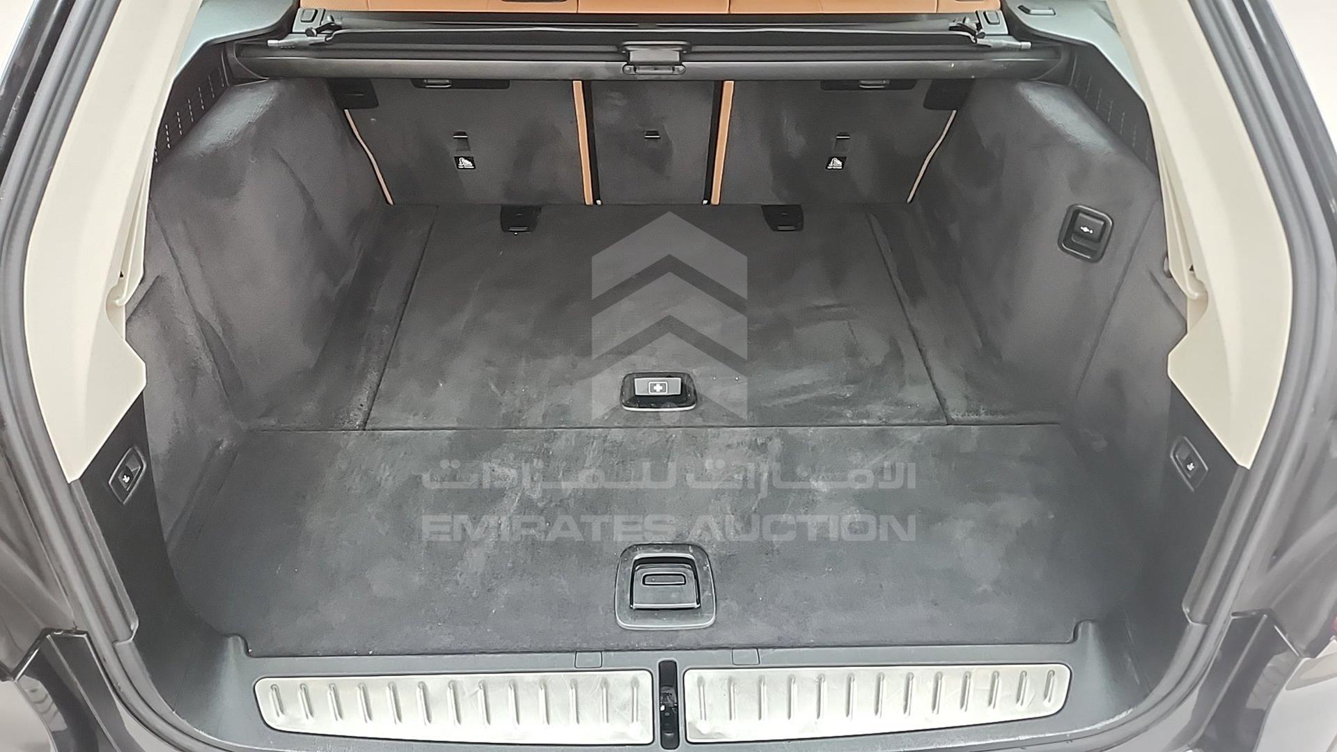 2023 BMW 520 VIN: WBA11BM01PCL30114