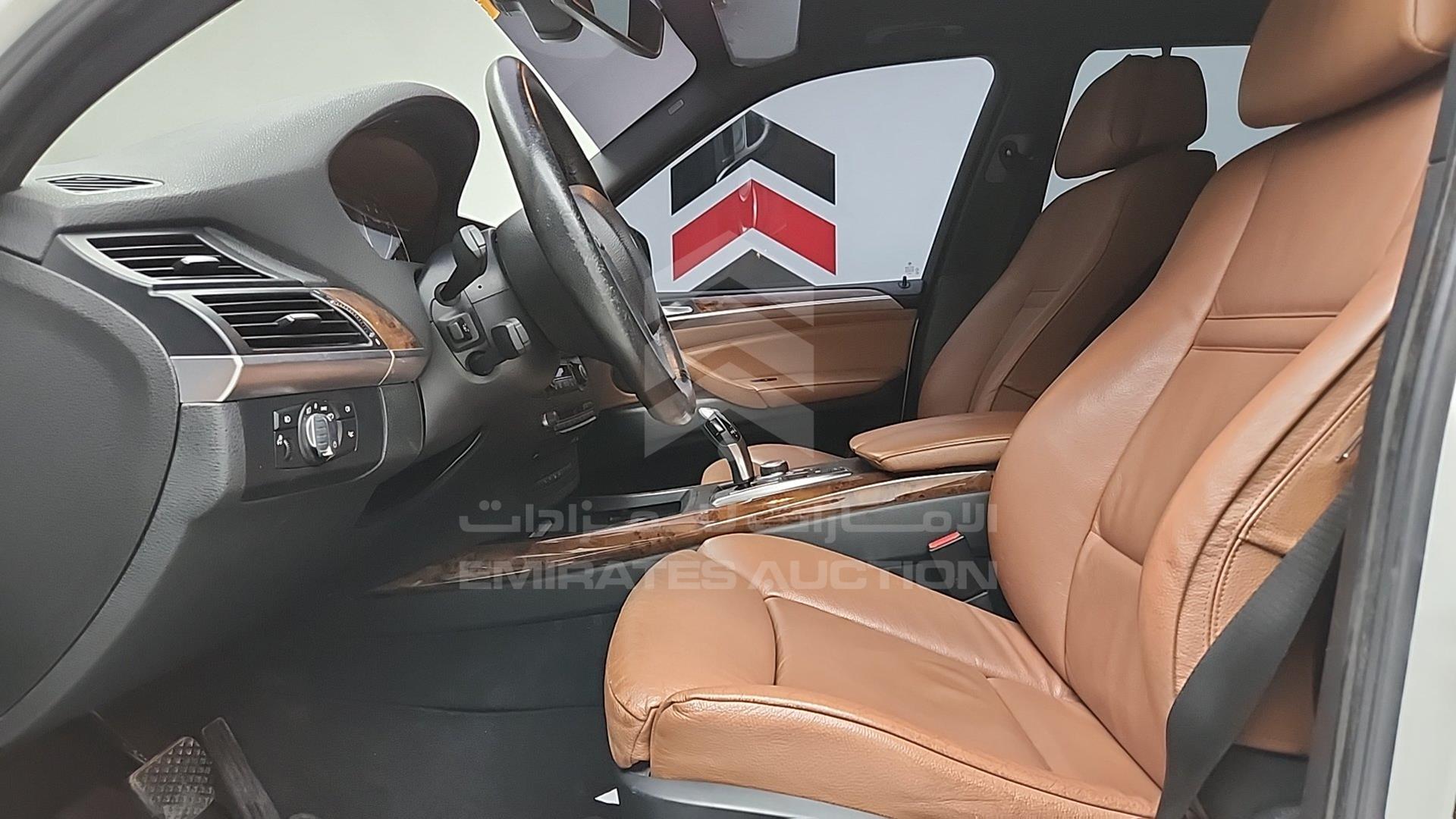 2008 BMW X5 VIN: WBAFE81028L092731