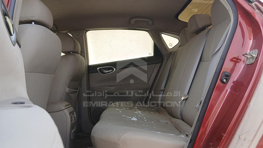 نيسان سينترا 2014 — زاوية الراكب الخلفي اليسرى — صورة 19