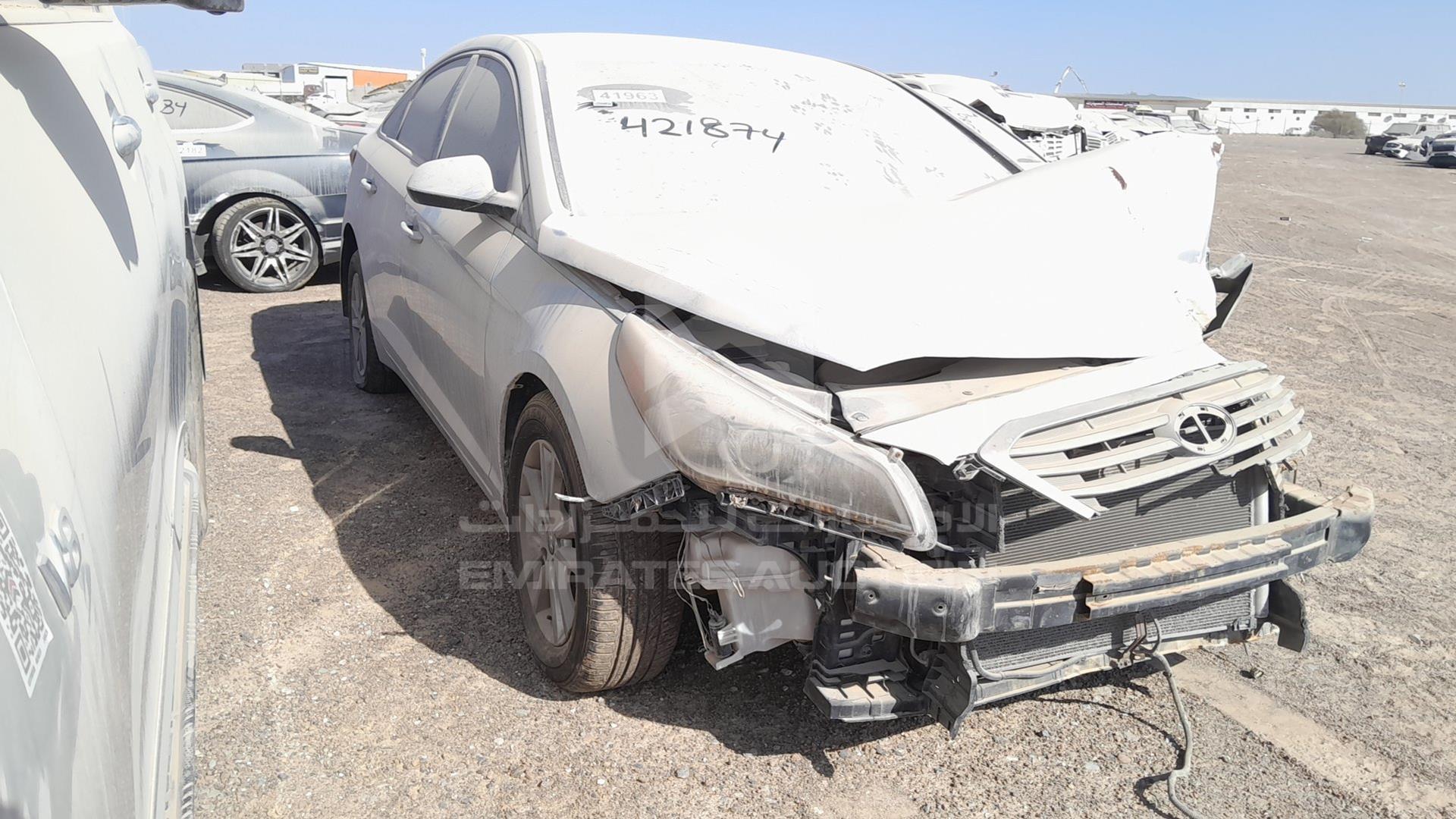 2015 HYUNDAI SONATA VIN: 5NPE24AF2FH001897