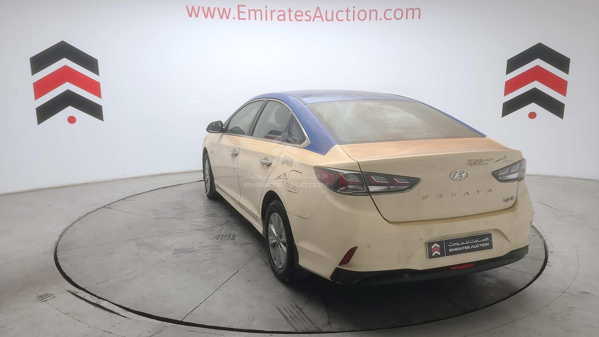2019 HYUNDAI SONATA HYBRID VIN: KMHE24132KA093094