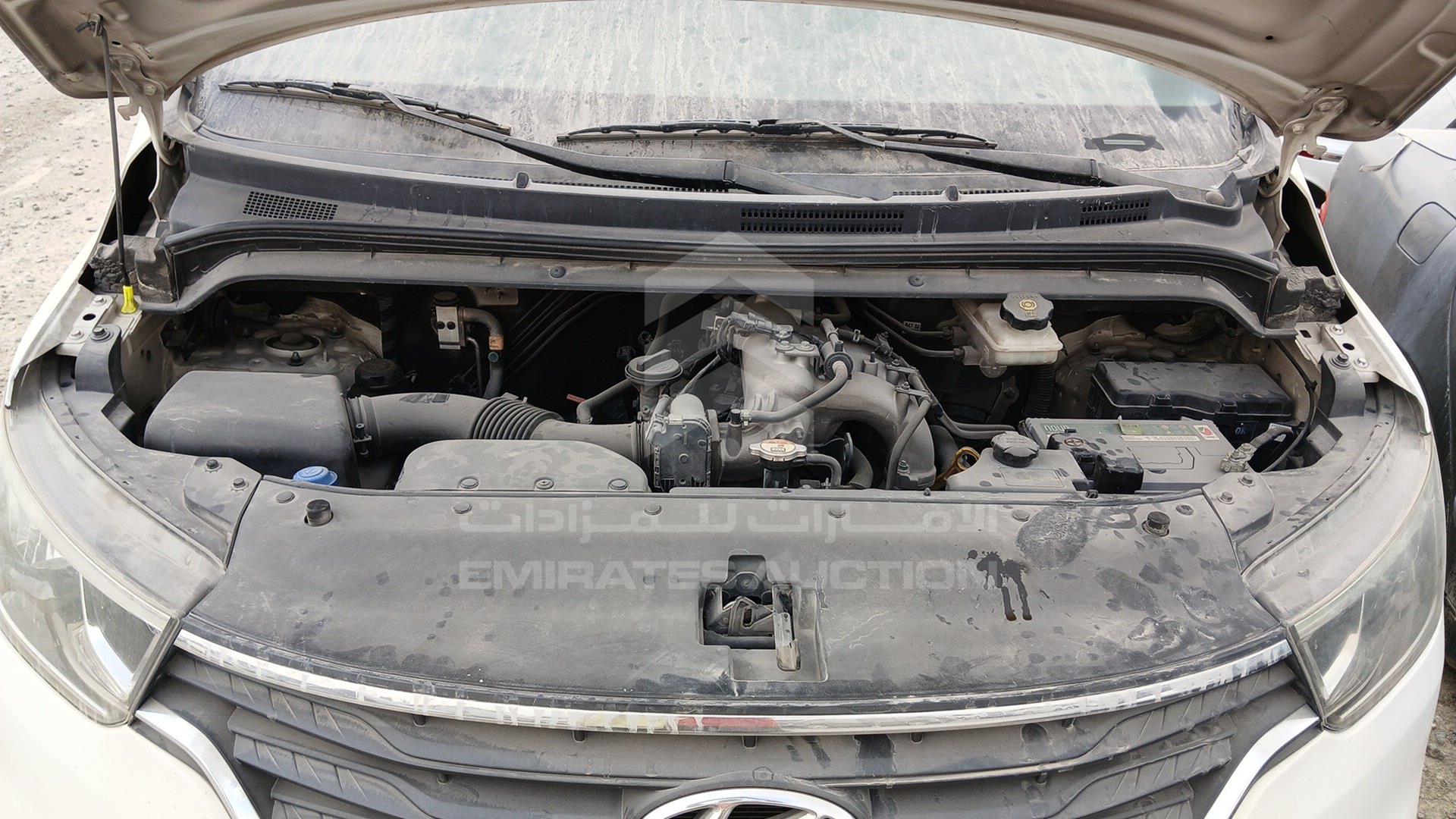 2019 HYUNDAI H1 VIN: KMJWA37R4KU016835