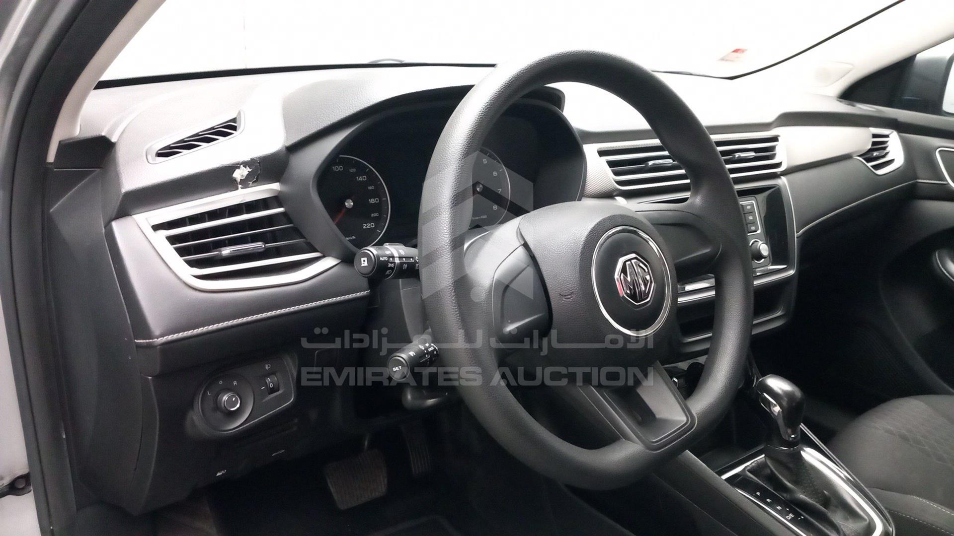 2022 MG MG 5 VIN: LSJA36E34NZ042450