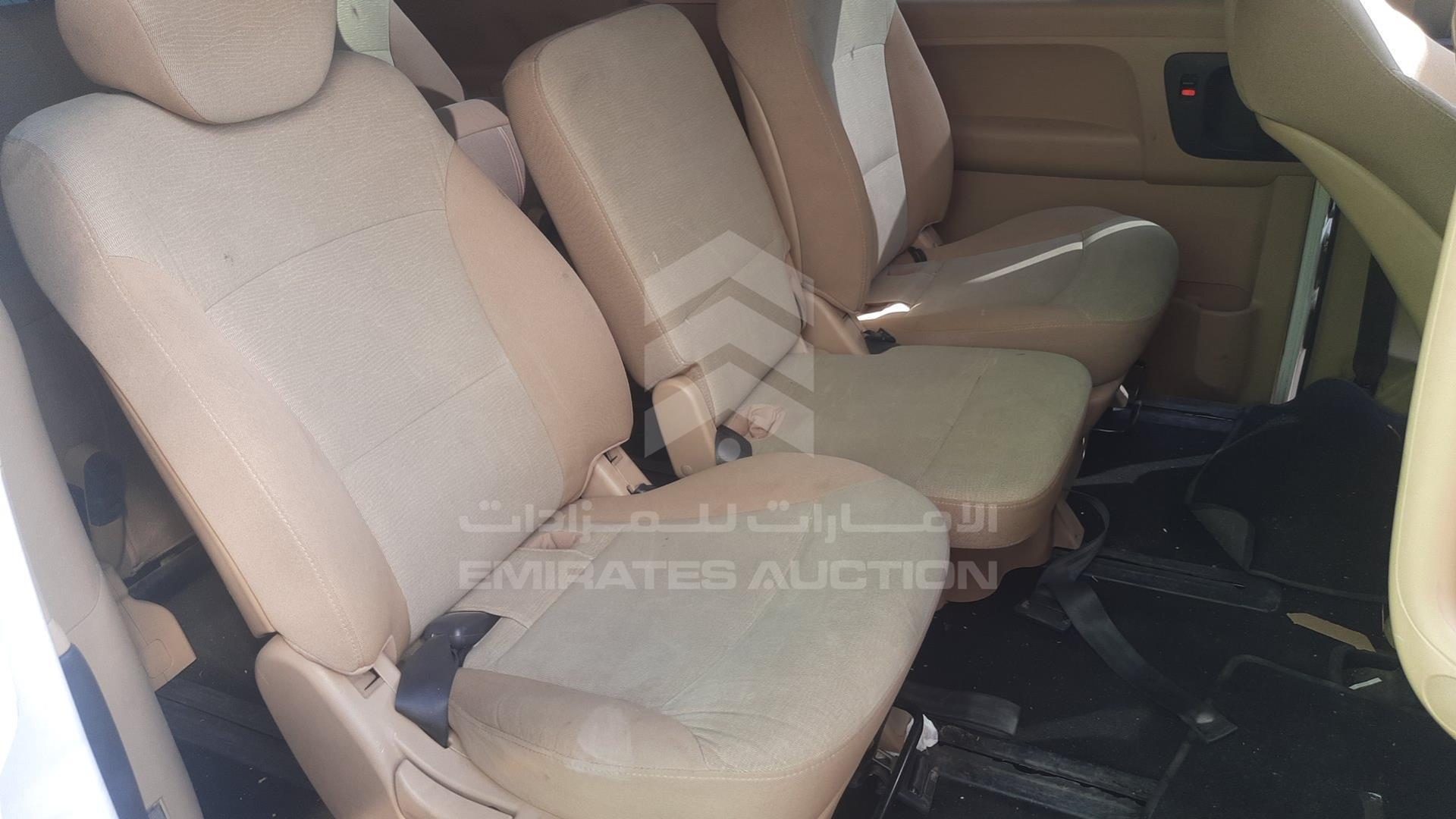 2016 HYUNDAI H1 VIN: KMJWA37R7GU761988