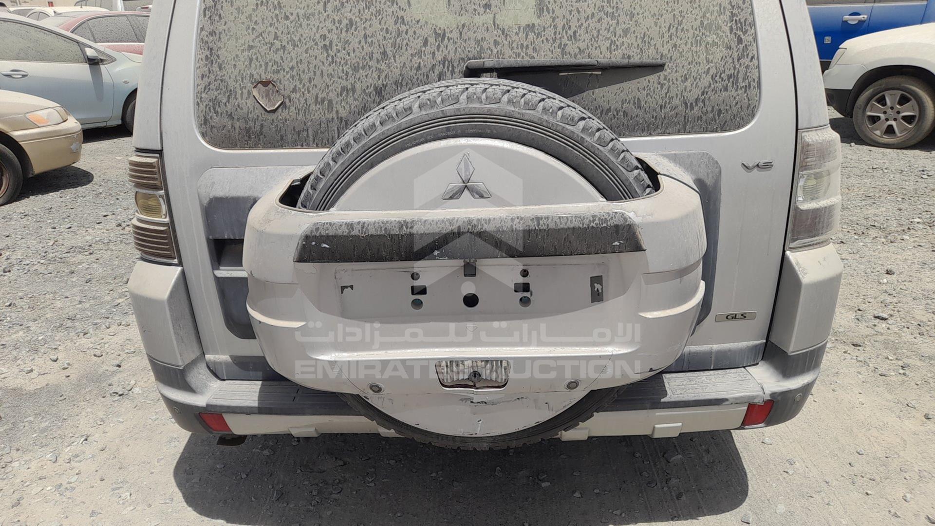 2008 MITSUBISHI PAJERO VIN: JMYLRV93W8J721894
