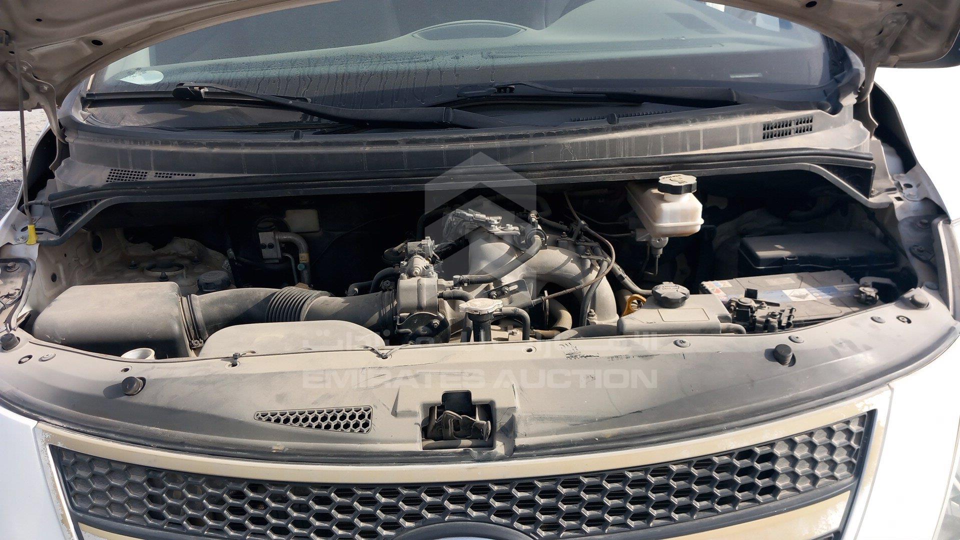 KMJWA37R0CU455693 - 2012 Hyundai H1 - #506534
