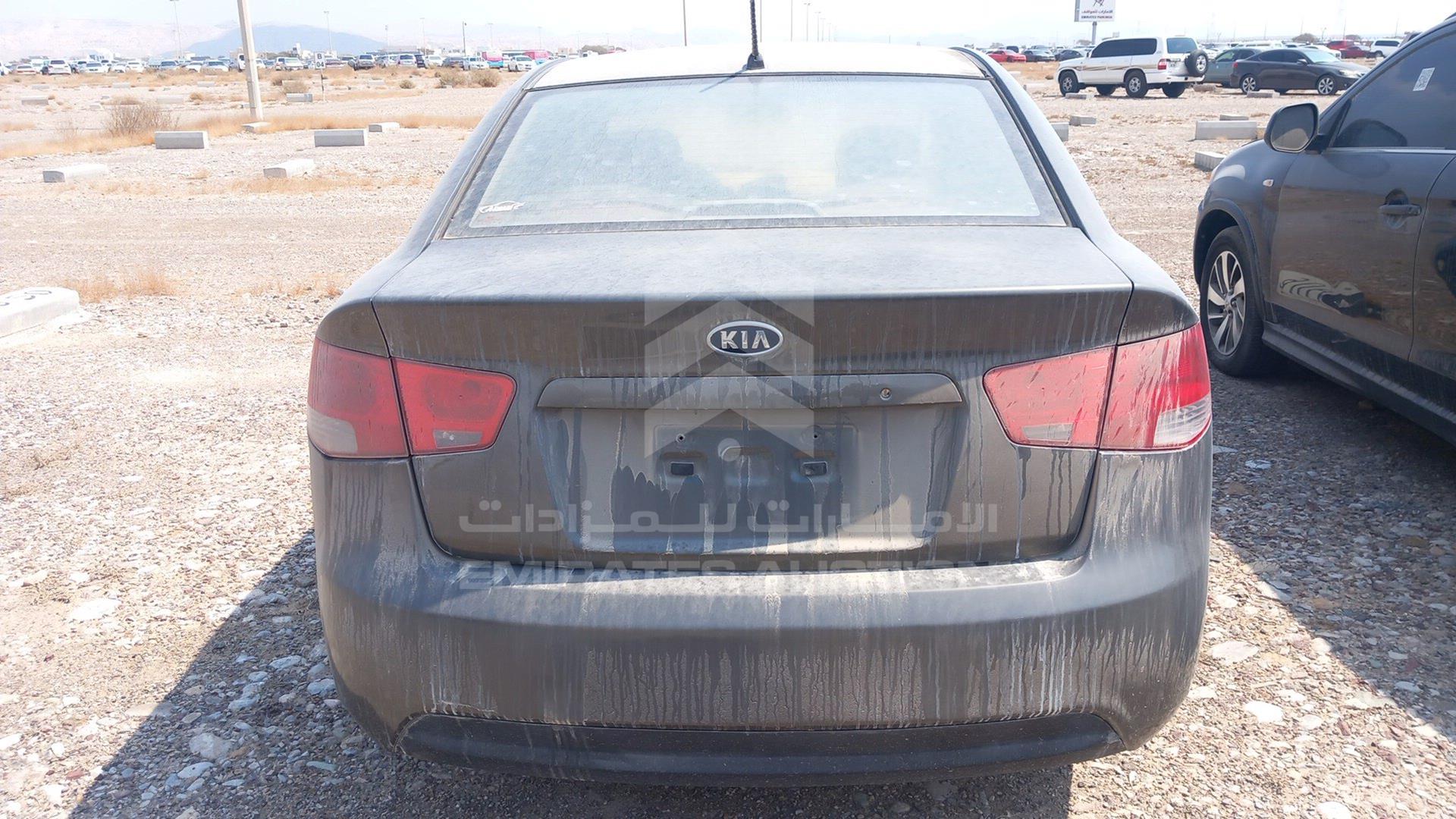 2013 KIA CERATO VIN: KNAFT411XD5788808
