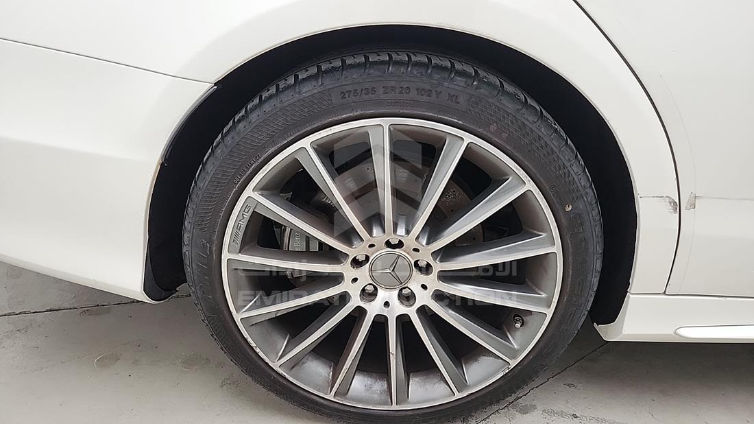 2016 Mercedes S 400 — Rear Right Tyre — Photo 33