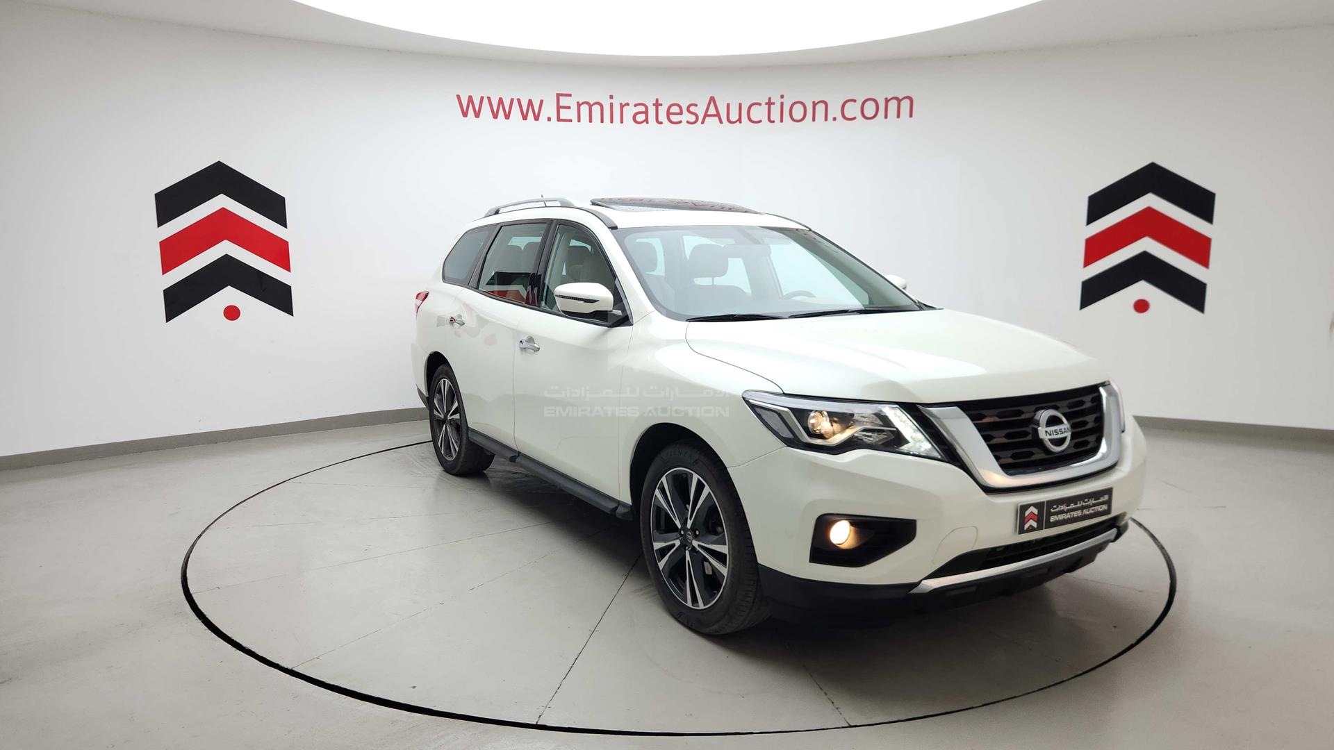 2018 NISSAN PATHFINDER VIN: 5N1CR2M88JC600372