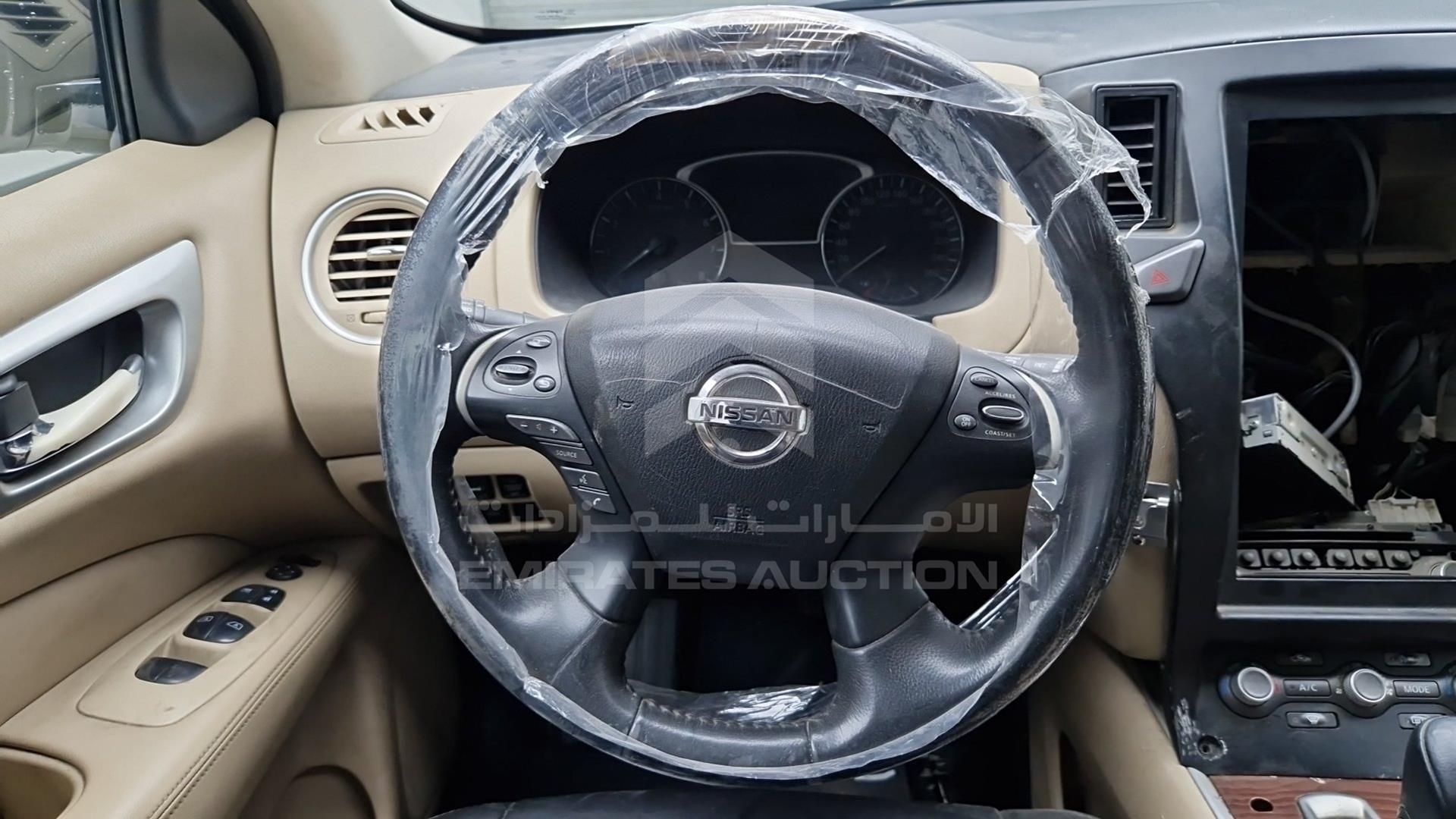 2019 NISSAN PATHFINDER VIN: 5N1CR2M81KC579060